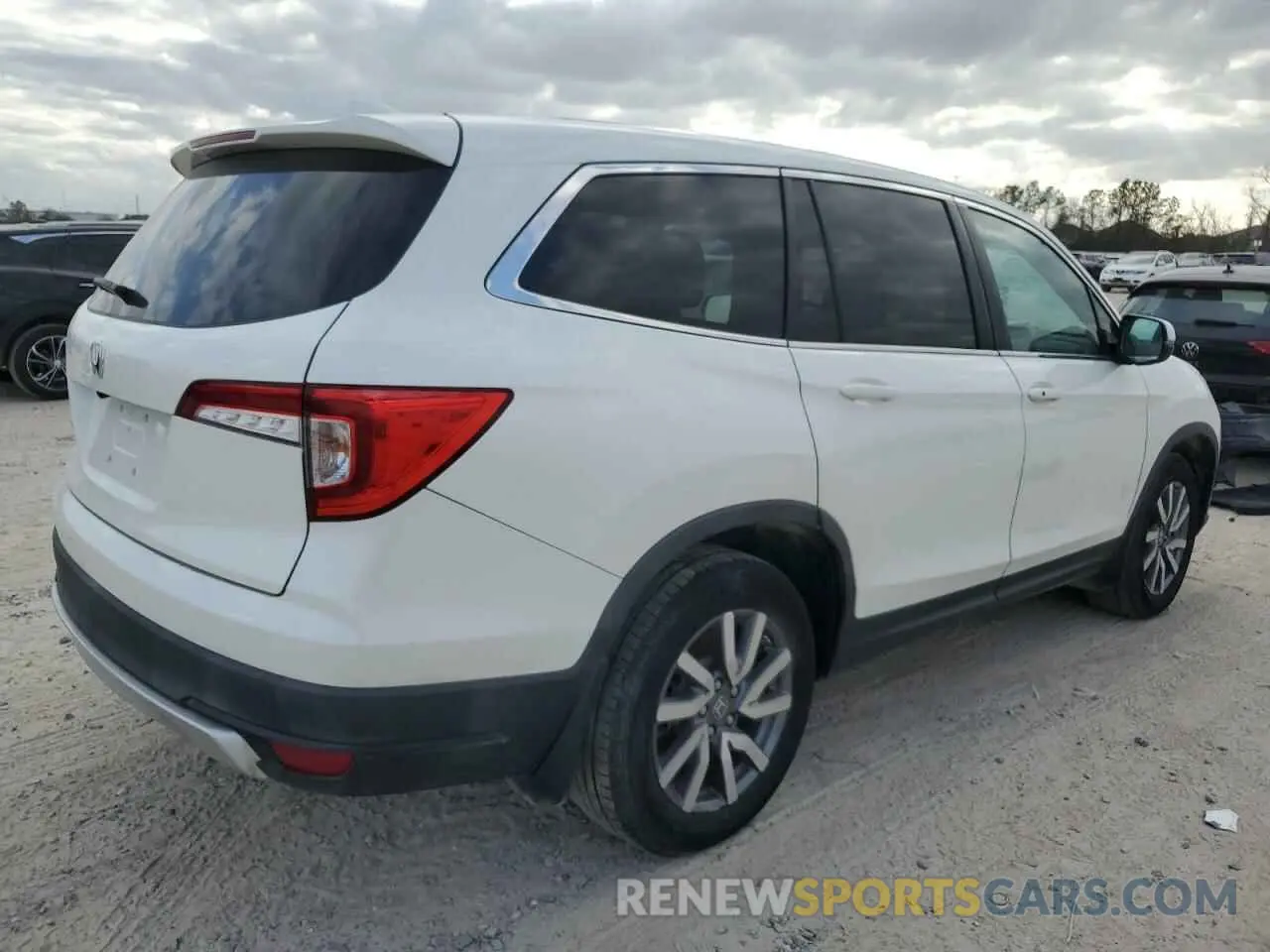 3 fotografías del automóvil dañado 5FNYF5H50KB036595 HONDA PILOT 2019