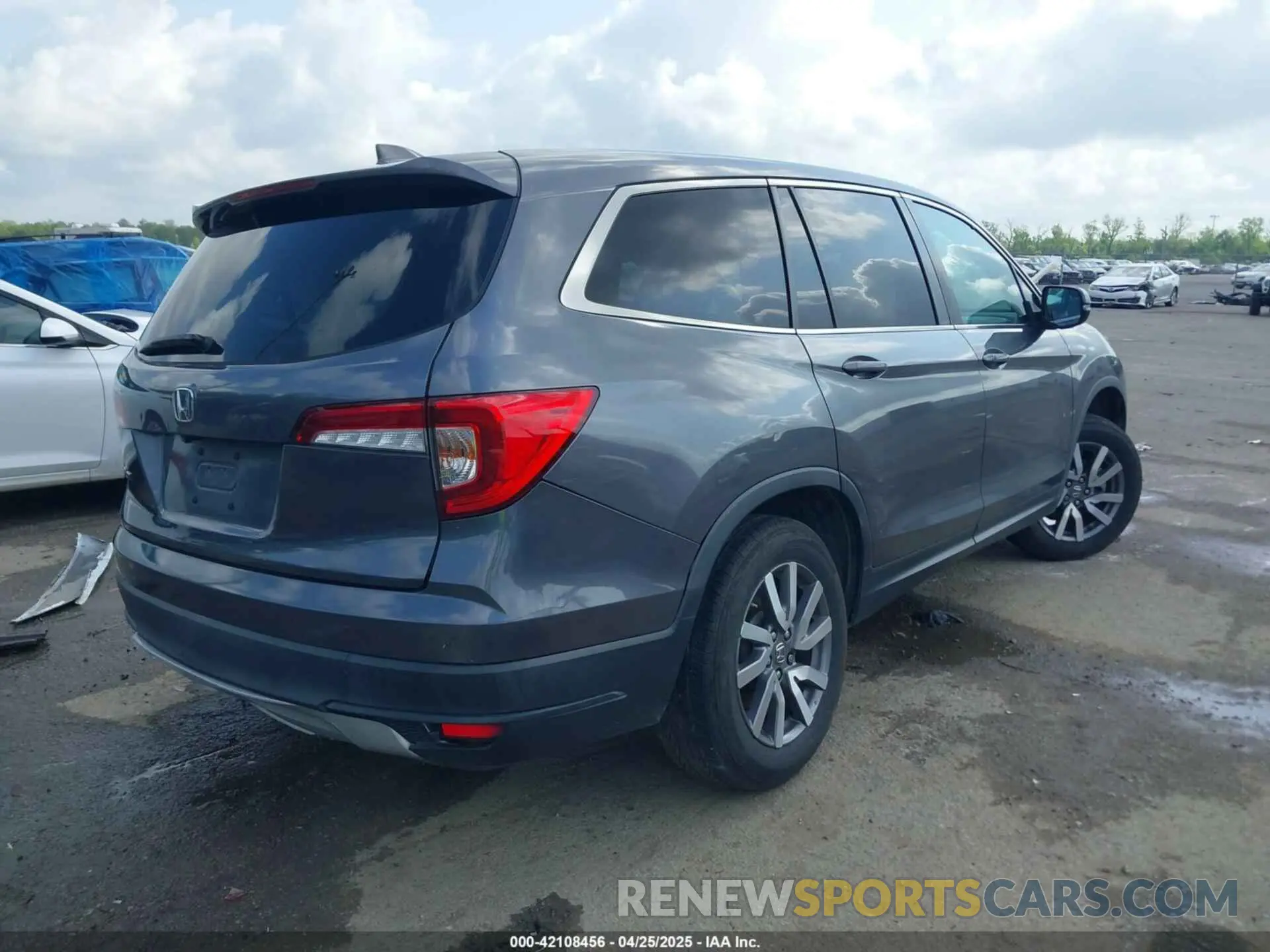 4 fotografías del automóvil dañado 5FNYF5H52KB039336 HONDA PILOT 2019
