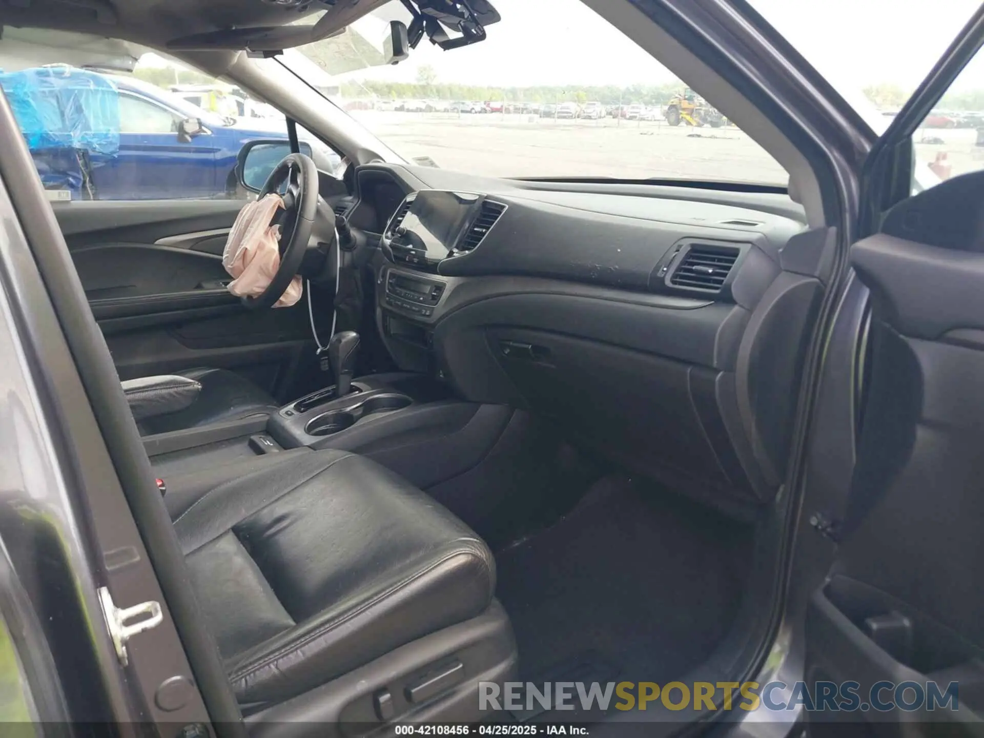 5 fotografías del automóvil dañado 5FNYF5H52KB039336 HONDA PILOT 2019