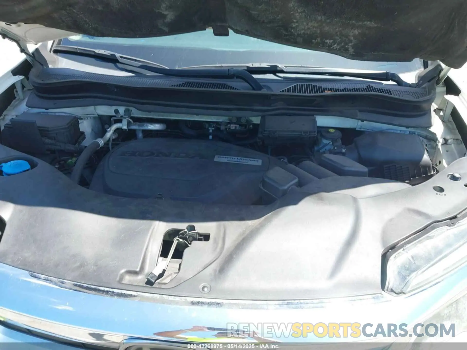10 fotografías del automóvil dañado 5FNYF5H53KB012596 HONDA PILOT 2019