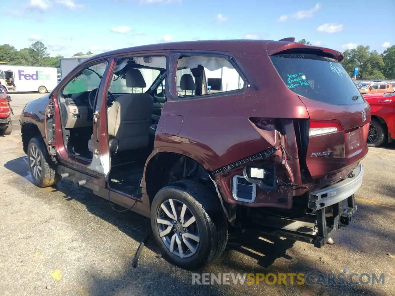2 fotografías del automóvil dañado 5FNYF5H53KB024442 HONDA PILOT 2019
