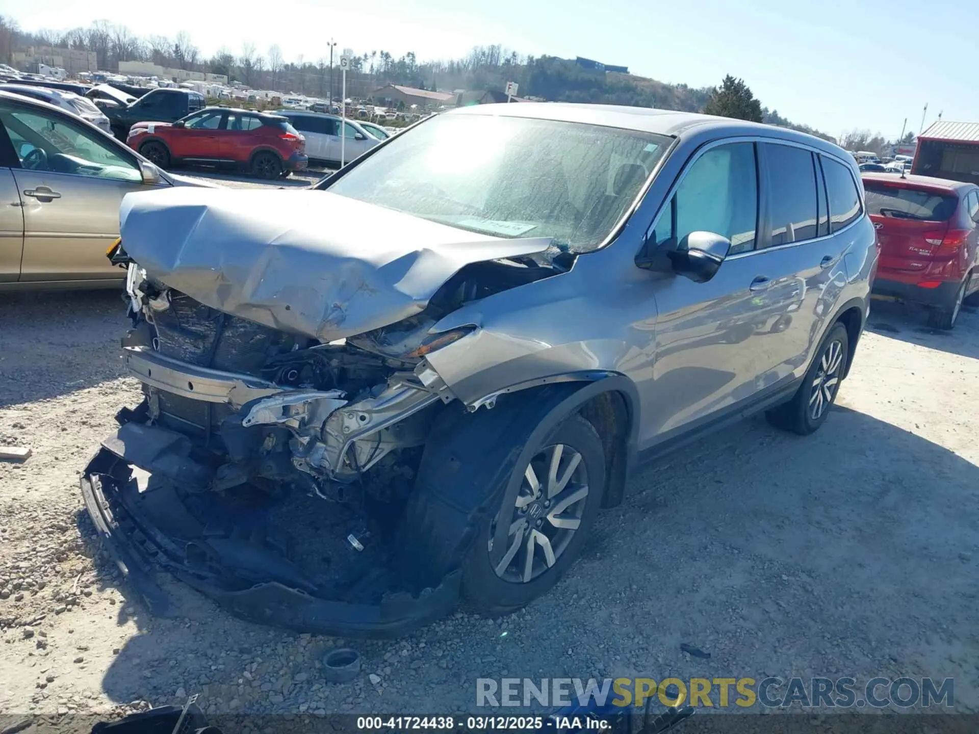 2 fotografías del automóvil dañado 5FNYF5H55KB012695 HONDA PILOT 2019