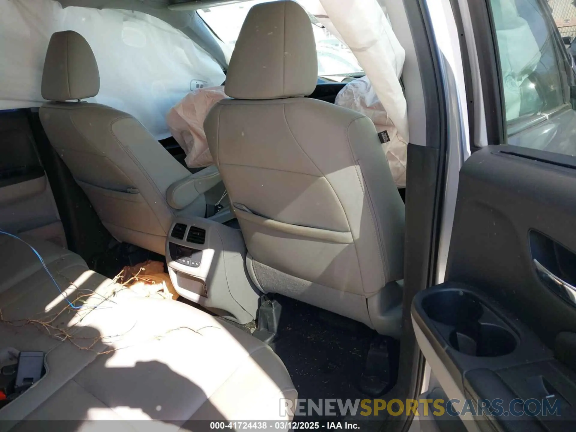 8 fotografías del automóvil dañado 5FNYF5H55KB012695 HONDA PILOT 2019