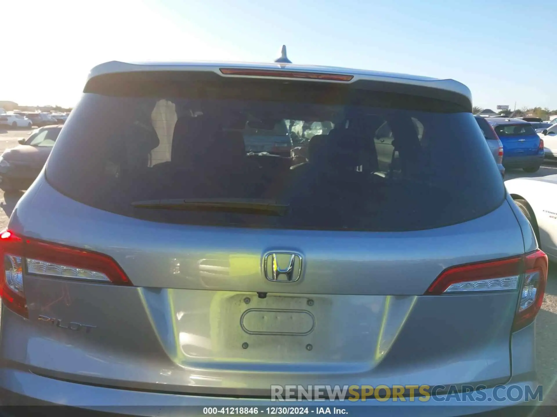 15 fotografías del automóvil dañado 5FNYF5H55KB044529 HONDA PILOT 2019