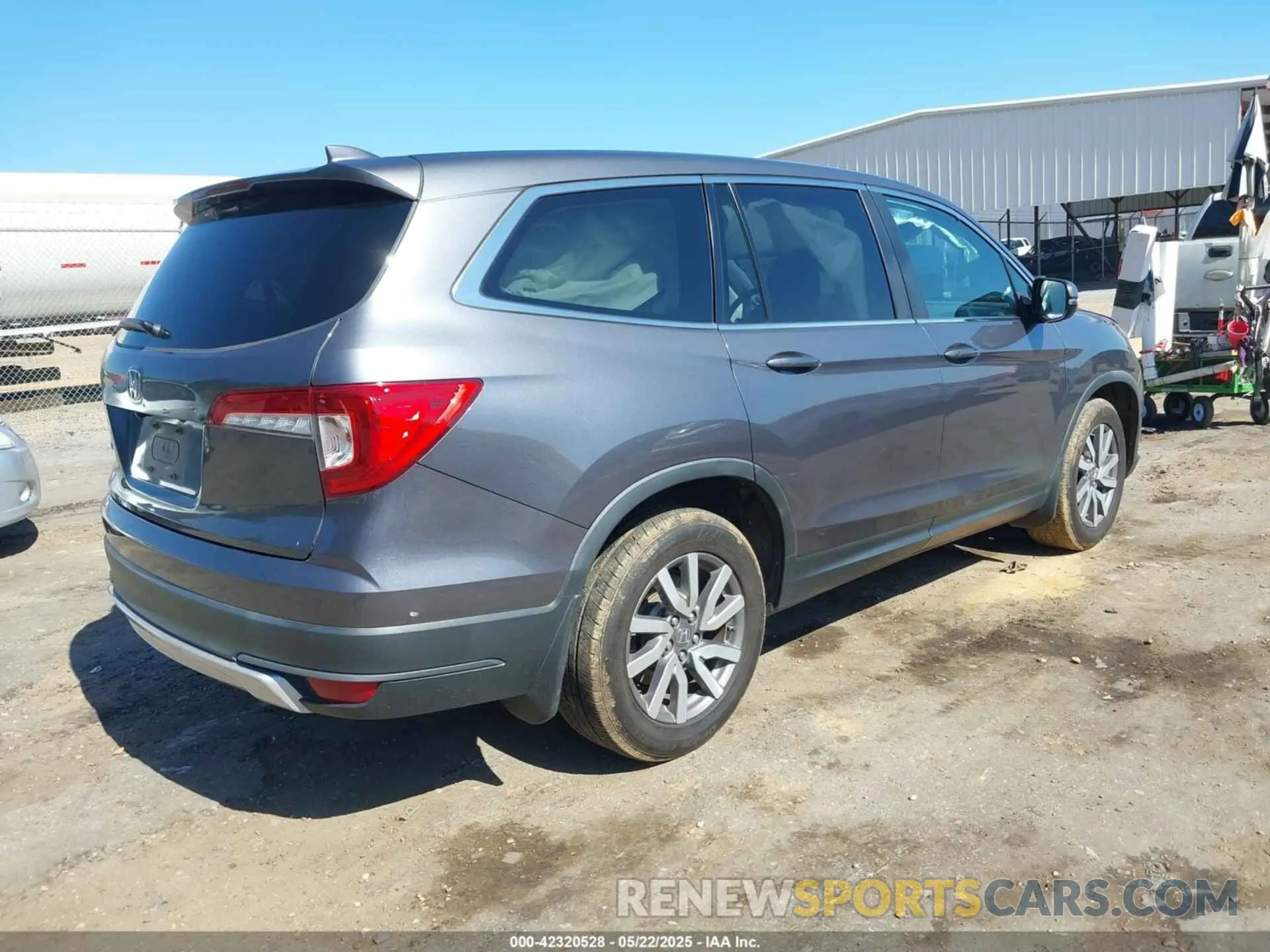4 fotografías del automóvil dañado 5FNYF5H59KB036434 HONDA PILOT 2019