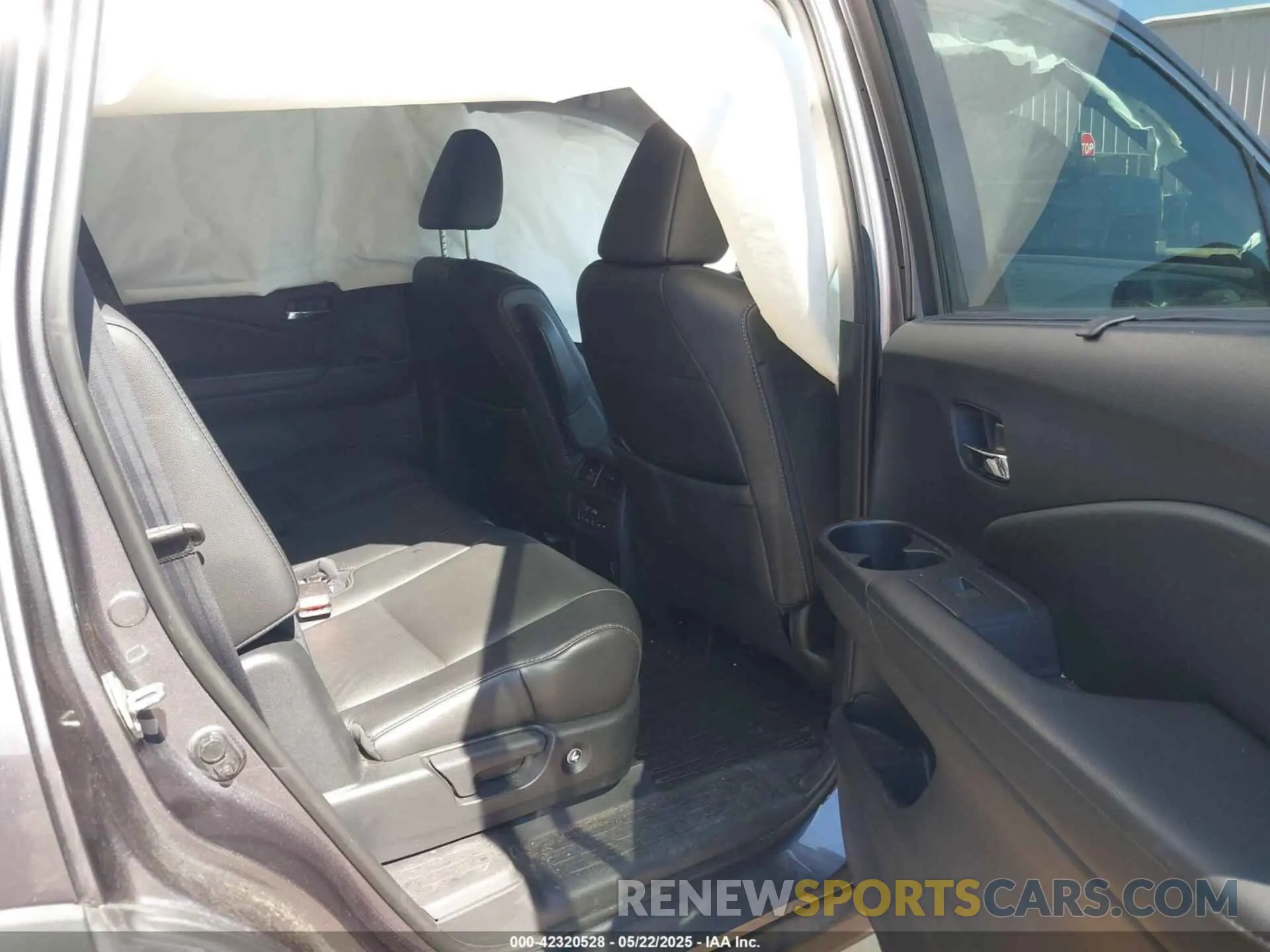8 fotografías del automóvil dañado 5FNYF5H59KB036434 HONDA PILOT 2019