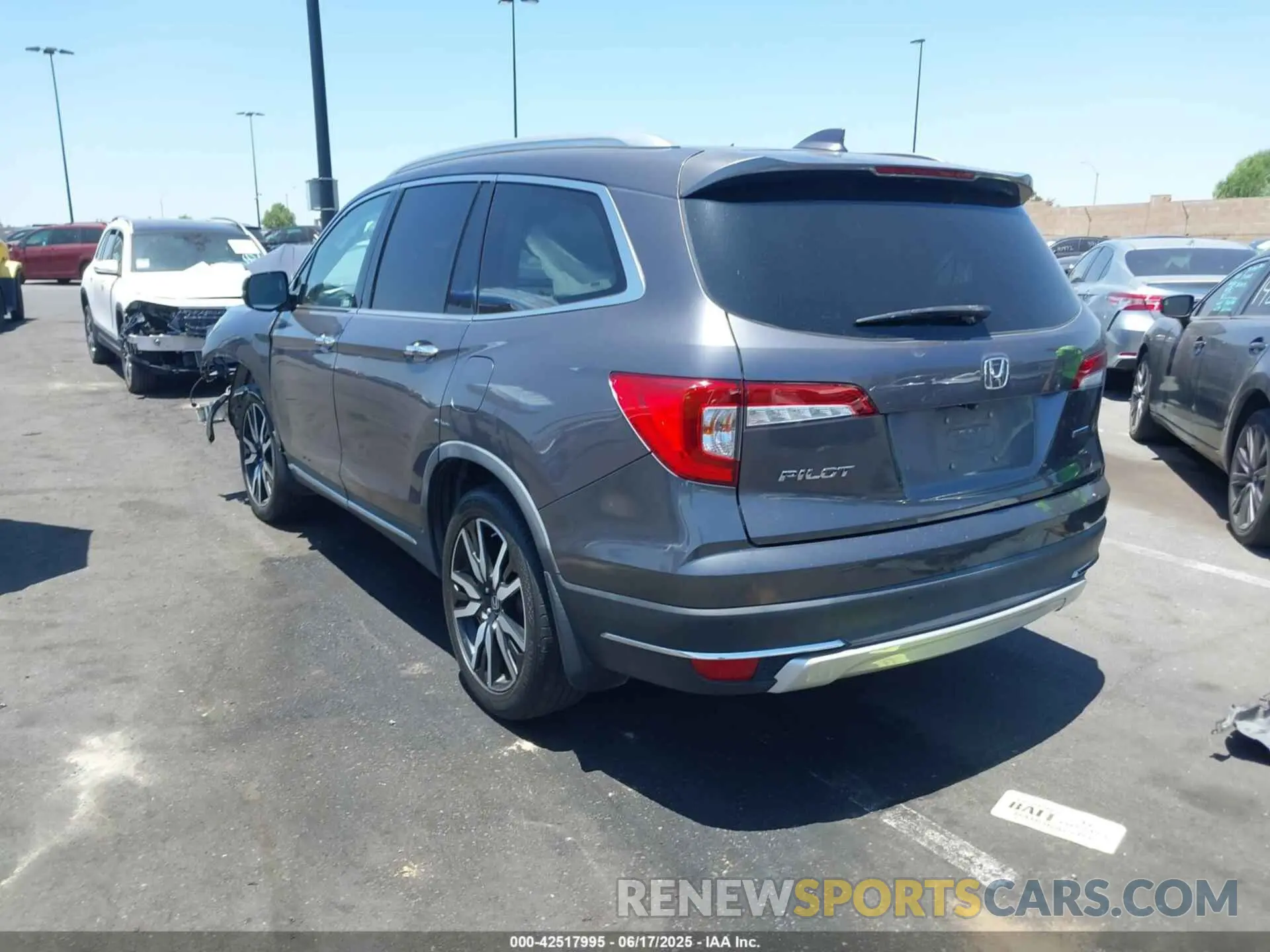 3 fotografías del automóvil dañado 5FNYF5H68KB002509 HONDA PILOT 2019