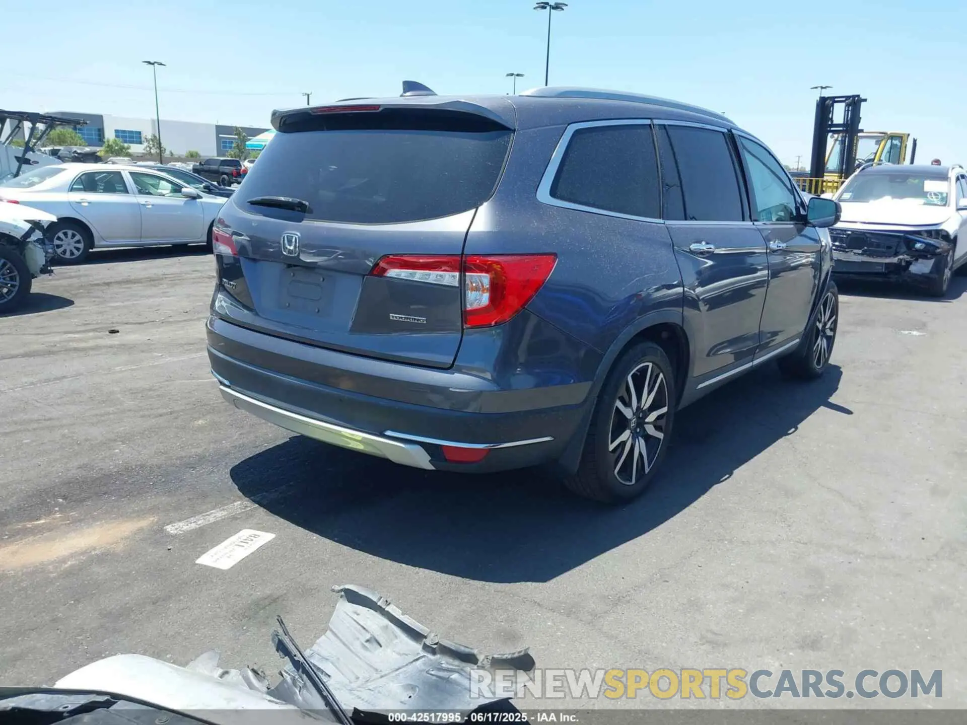 4 fotografías del automóvil dañado 5FNYF5H68KB002509 HONDA PILOT 2019
