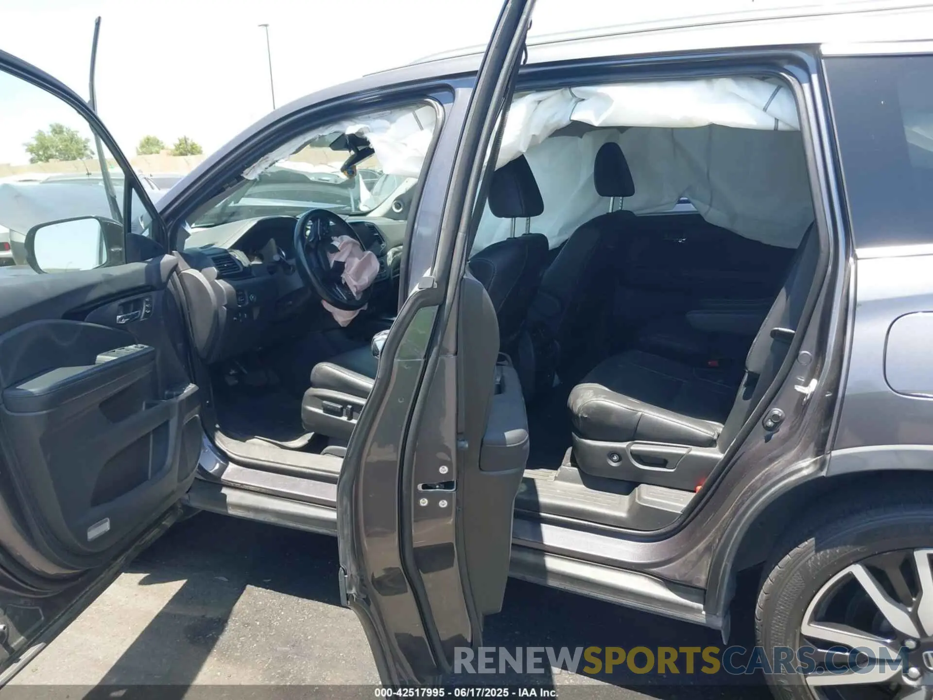 8 fotografías del automóvil dañado 5FNYF5H68KB002509 HONDA PILOT 2019