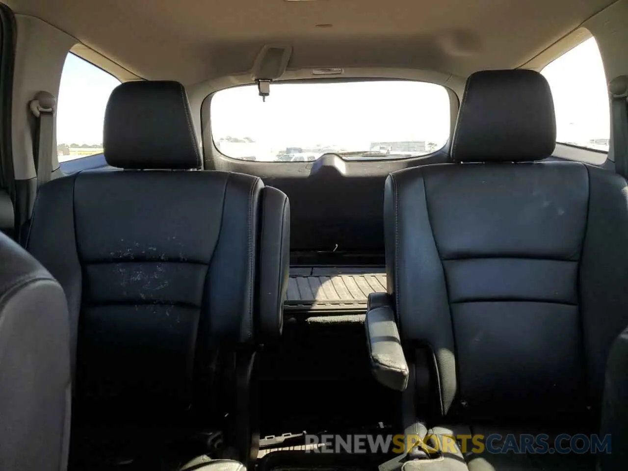 10 fotografías del automóvil dañado 5FNYF5H69KB019903 HONDA PILOT 2019