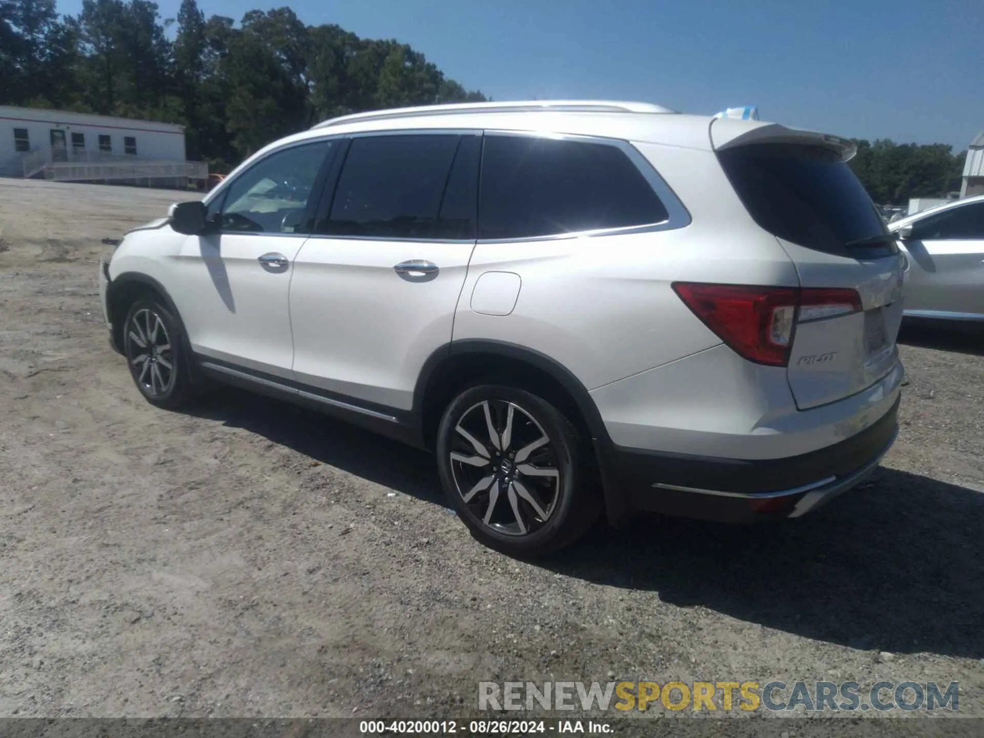 3 fotografías del automóvil dañado 5FNYF5H91KB038679 HONDA PILOT 2019