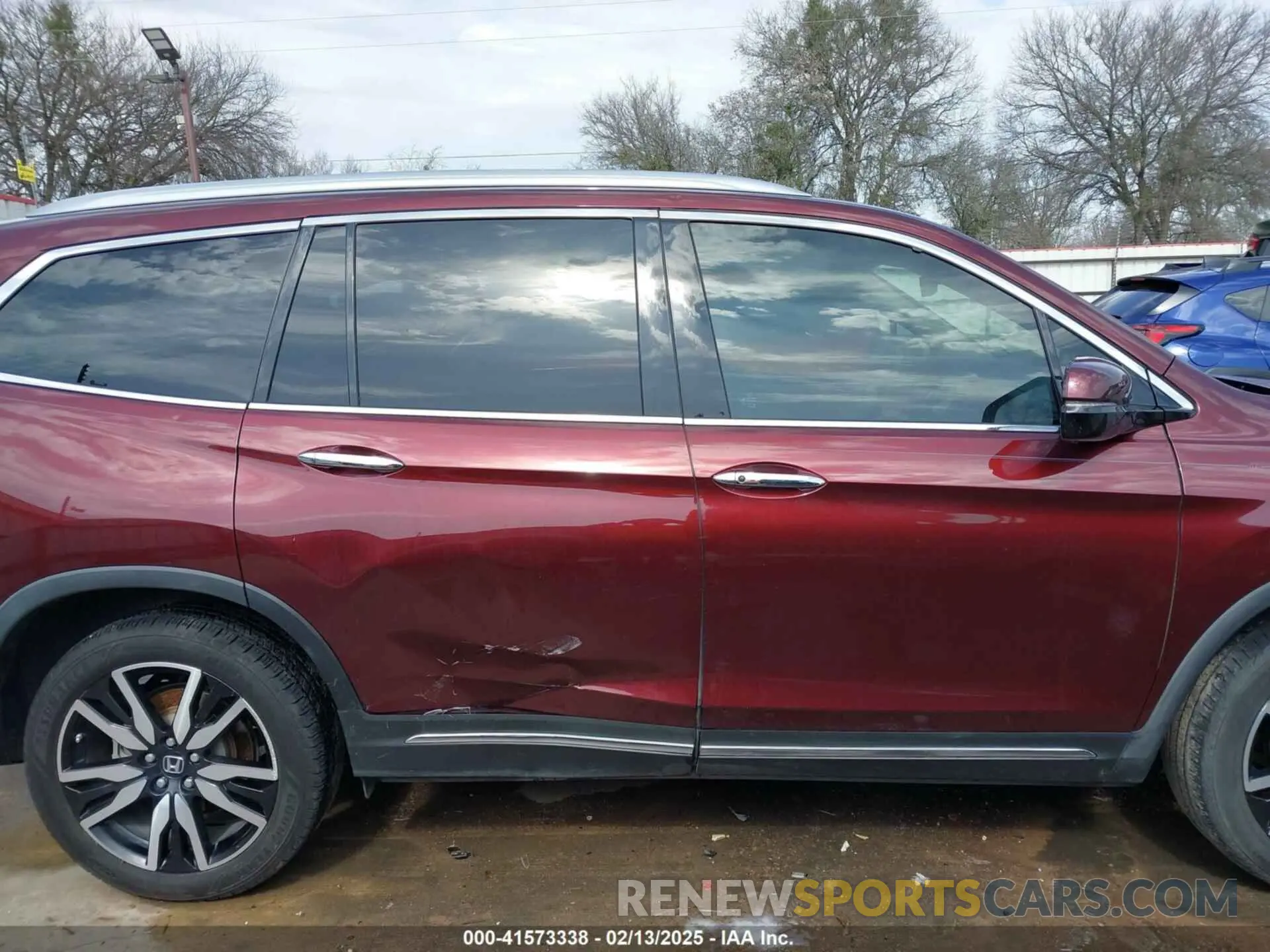 14 fotografías del automóvil dañado 5FNYF5H95KB009122 HONDA PILOT 2019