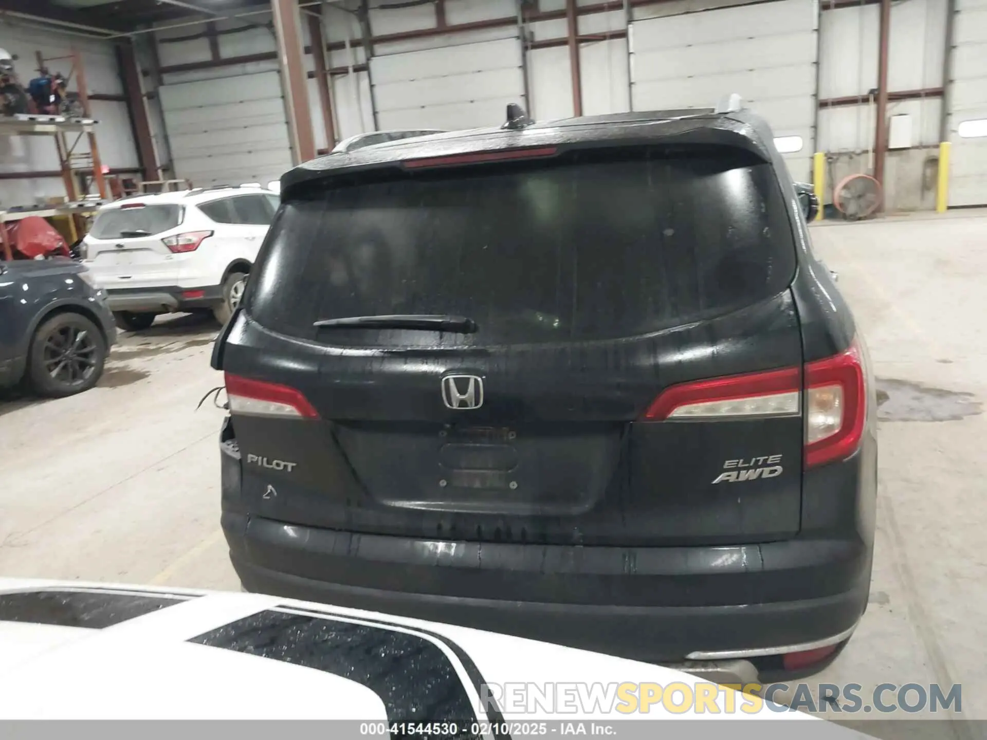 15 fotografías del automóvil dañado 5FNYF6H06KB040418 HONDA PILOT 2019