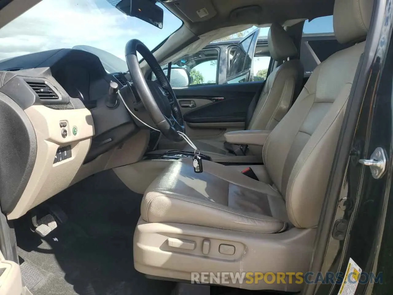 7 fotografías del automóvil dañado 5FNYF6H06KB081518 HONDA PILOT 2019