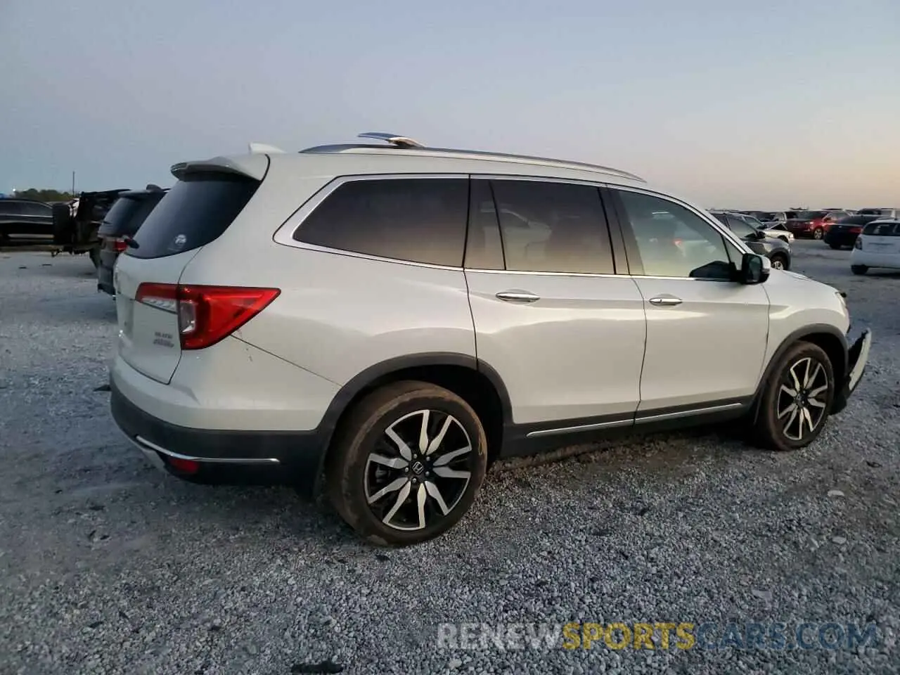 3 fotografías del automóvil dañado 5FNYF6H09KB009342 HONDA PILOT 2019