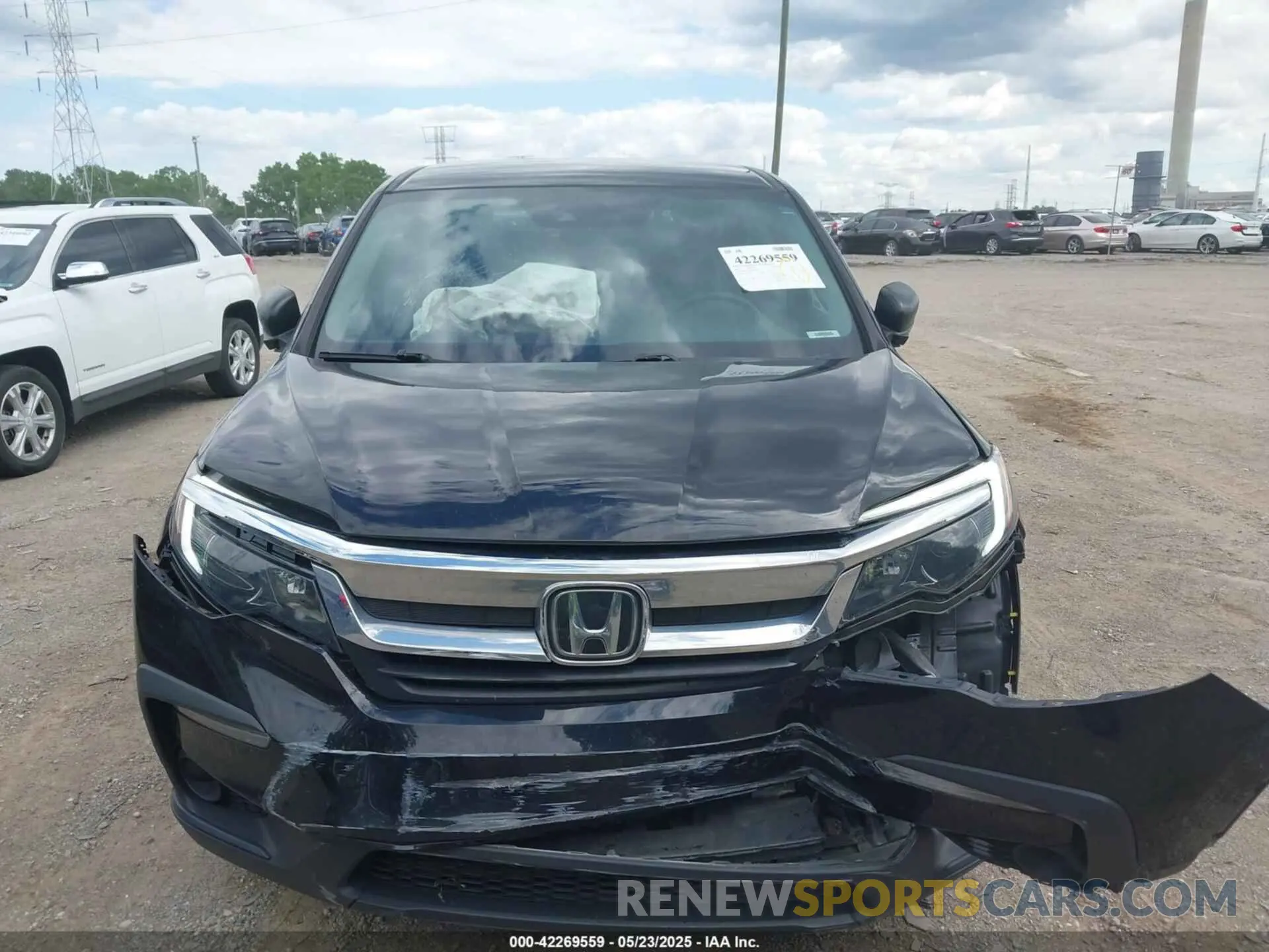 12 fotografías del automóvil dañado 5FNYF6H14KB031998 HONDA PILOT 2019
