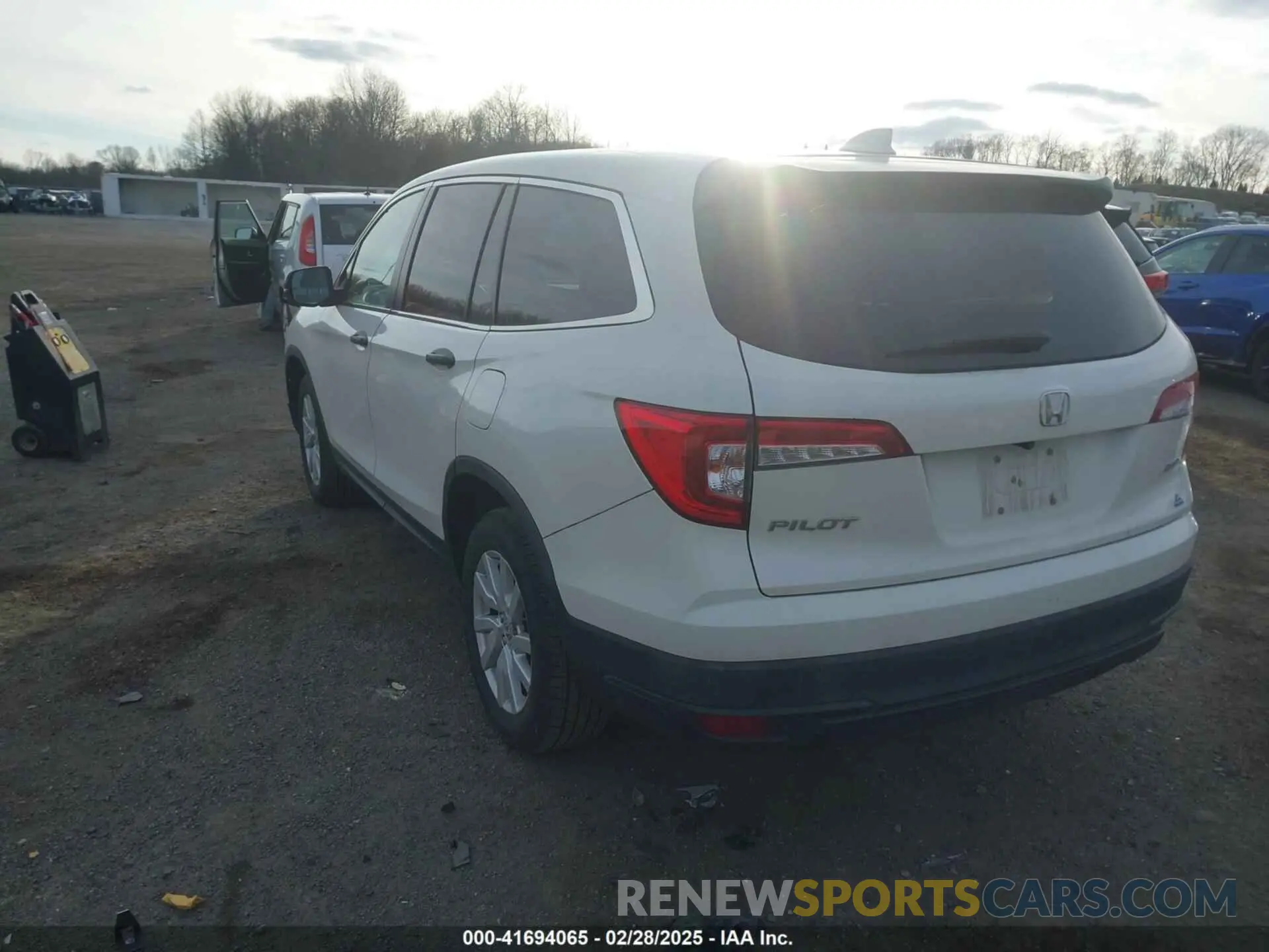 3 fotografías del automóvil dañado 5FNYF6H18KB014802 HONDA PILOT 2019
