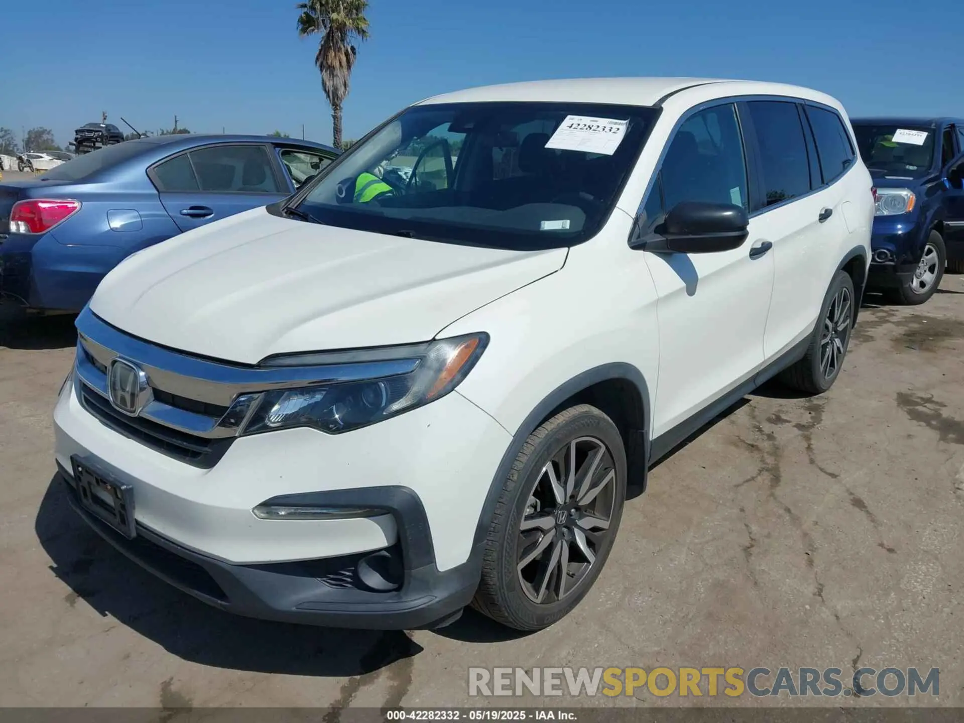 2 fotografías del automóvil dañado 5FNYF6H18KB062784 HONDA PILOT 2019