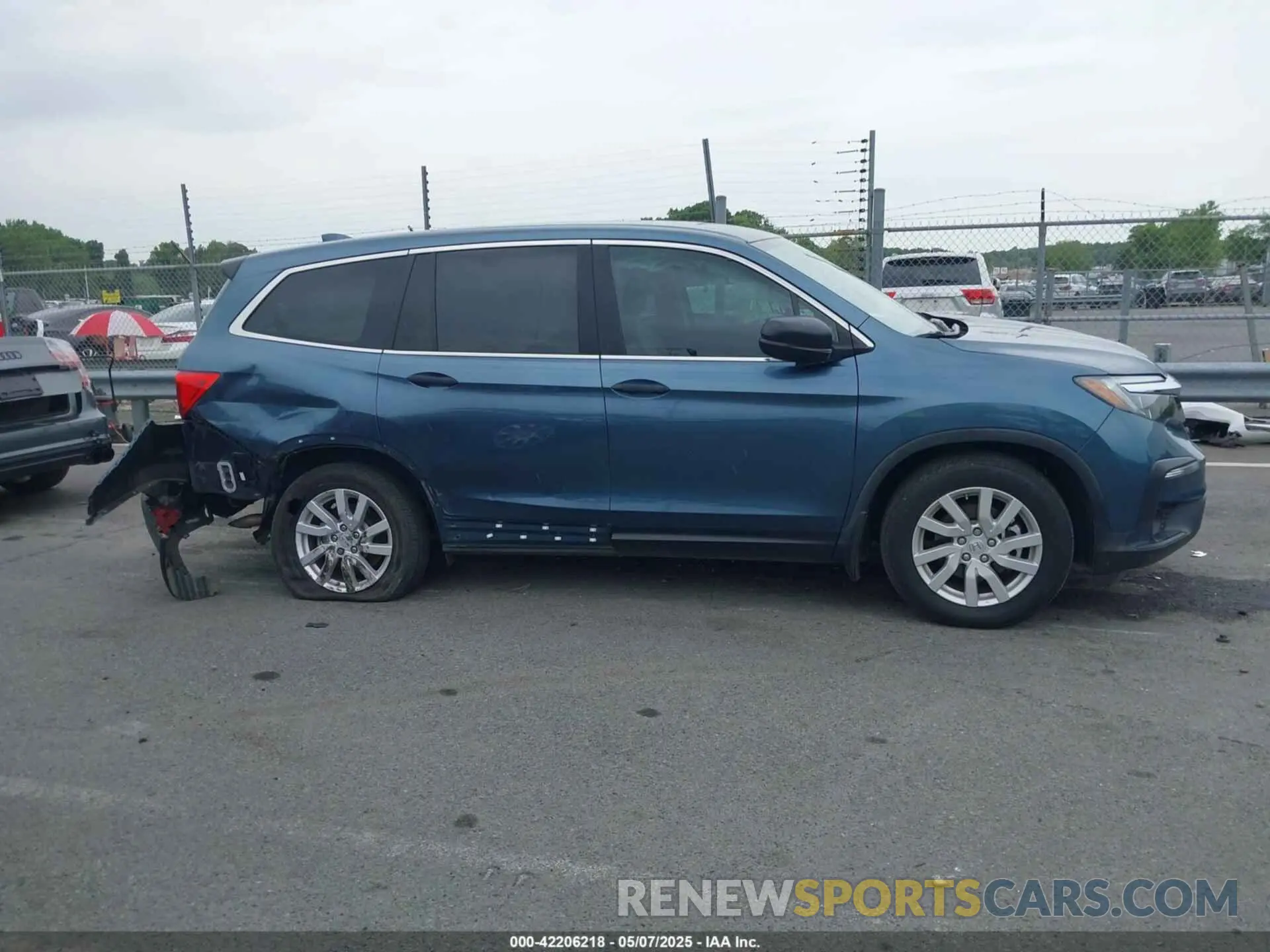 13 fotografías del automóvil dañado 5FNYF6H19KB082025 HONDA PILOT 2019