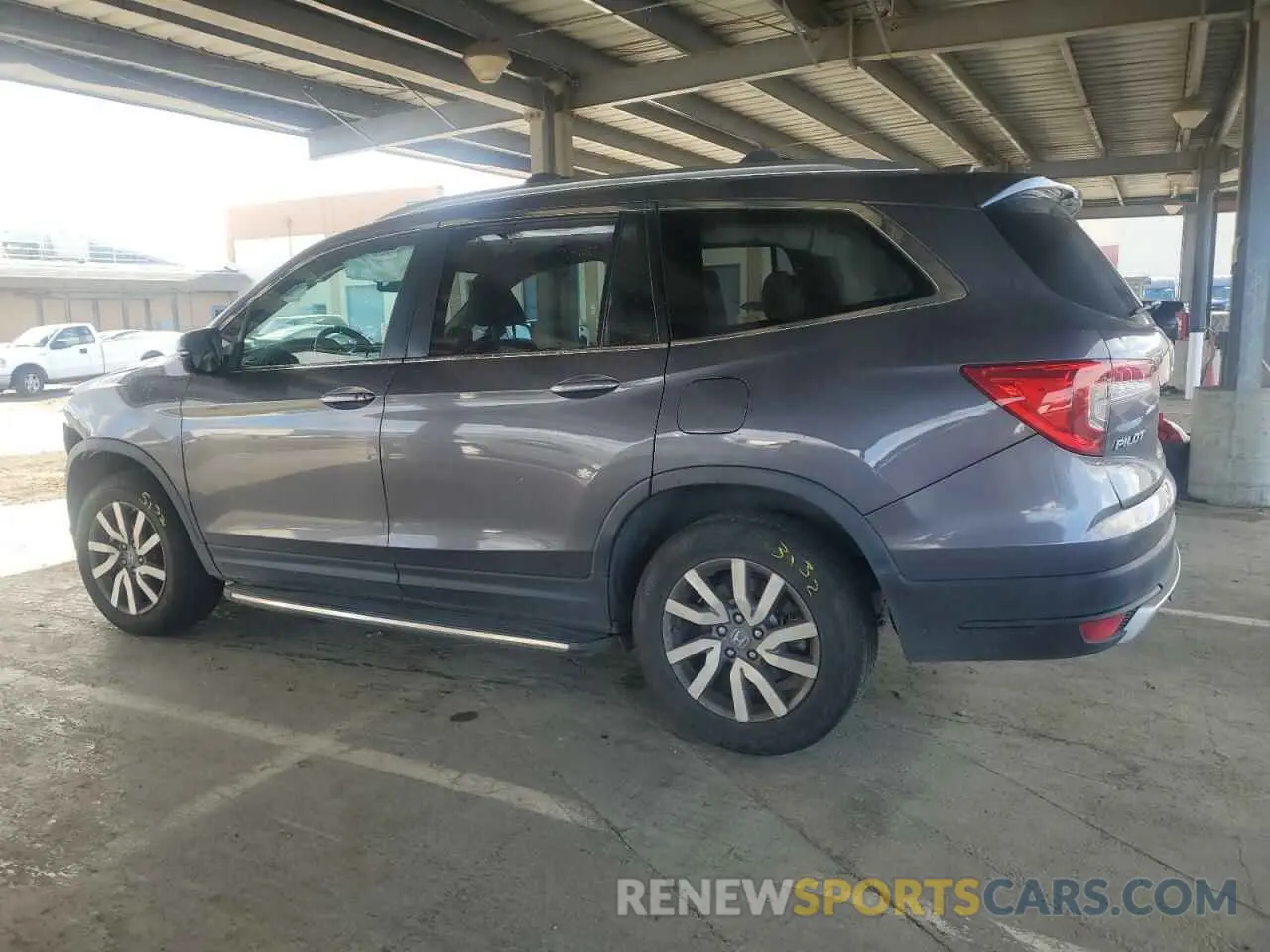 2 fotografías del automóvil dañado 5FNYF6H31KB038103 HONDA PILOT 2019
