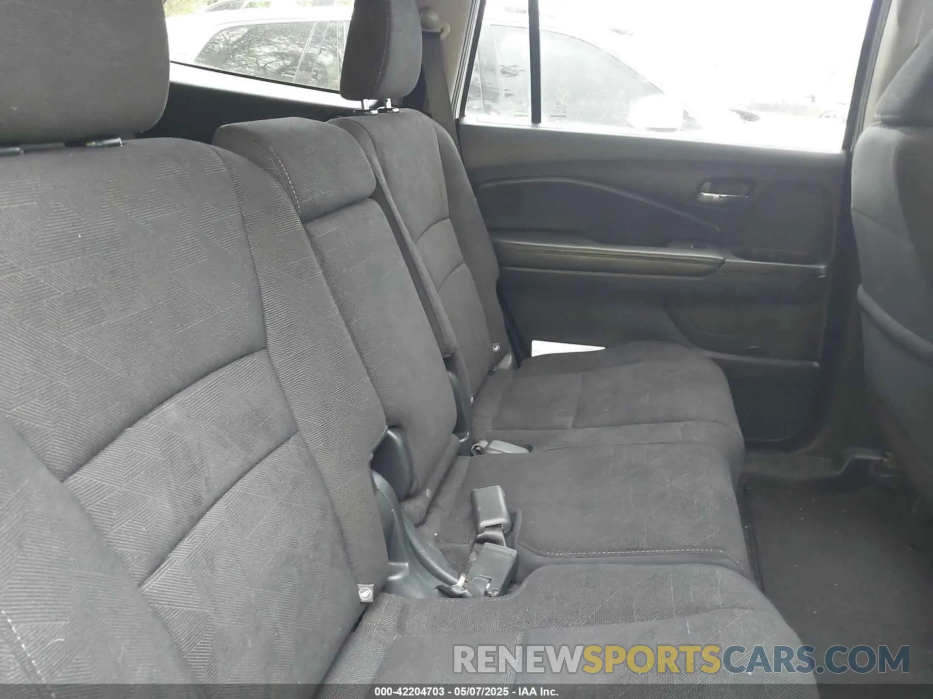 8 fotografías del automóvil dañado 5FNYF6H31KB086152 HONDA PILOT 2019