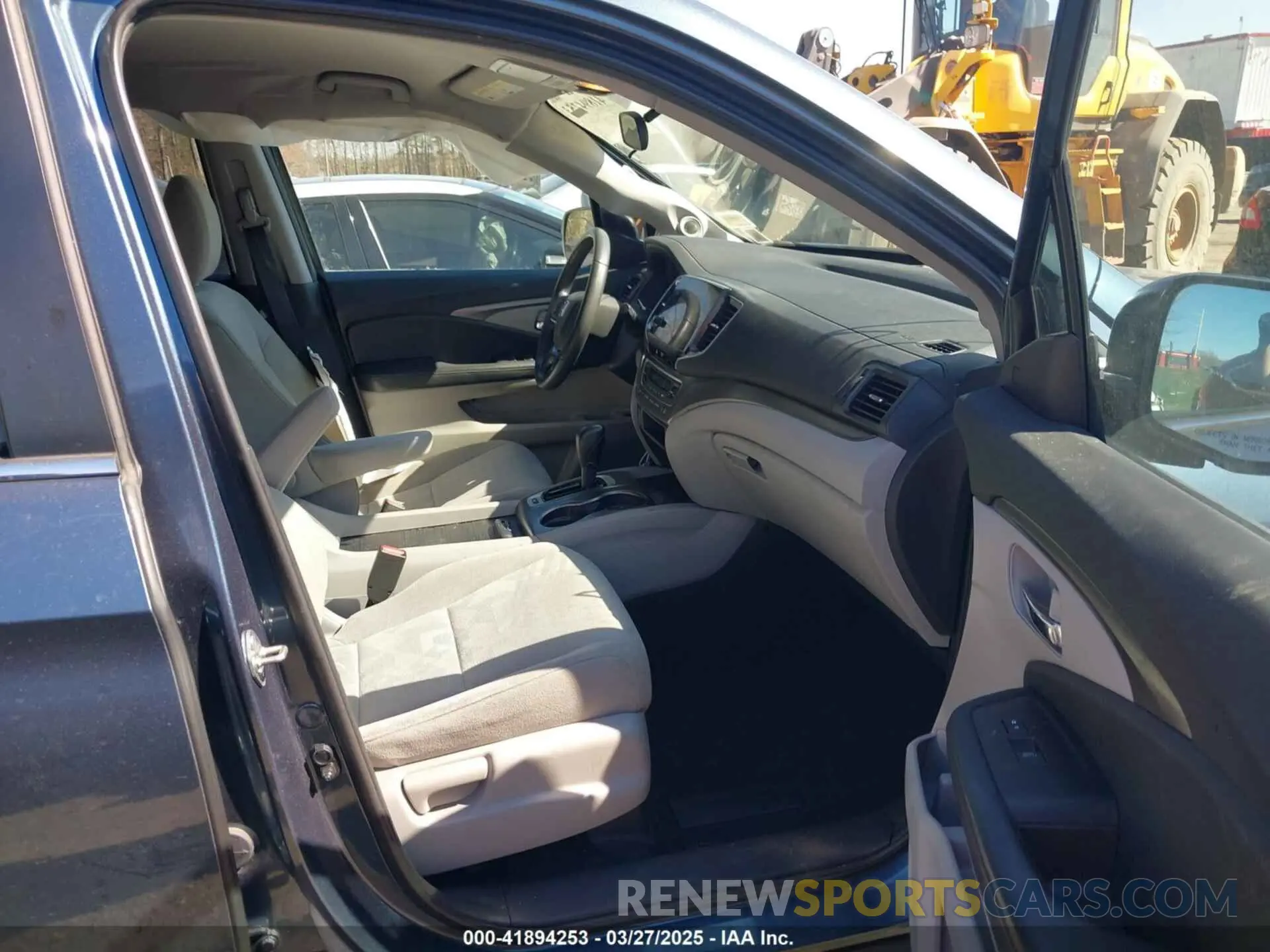 5 fotografías del automóvil dañado 5FNYF6H35KB097588 HONDA PILOT 2019