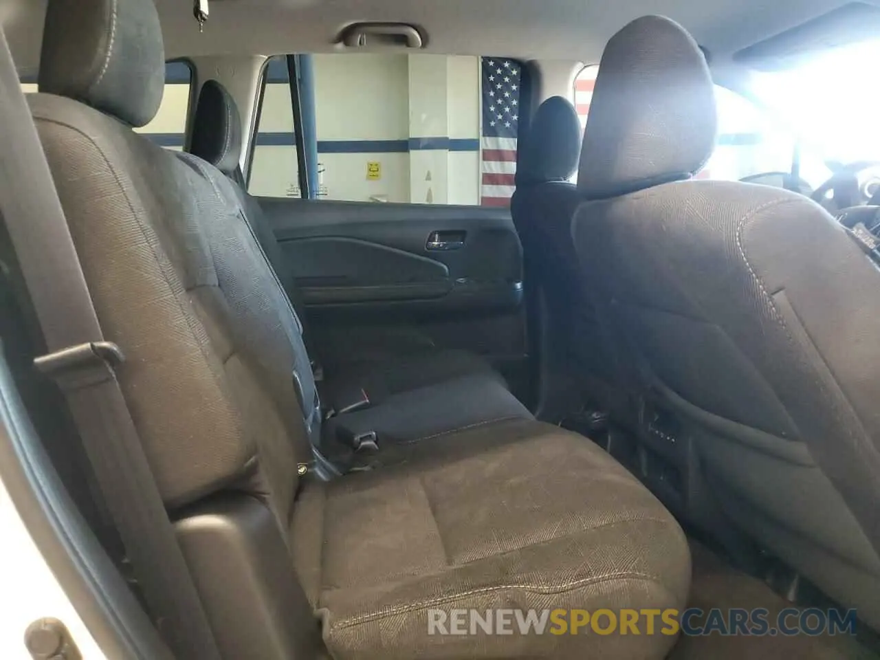 11 fotografías del automóvil dañado 5FNYF6H37KB065015 HONDA PILOT 2019