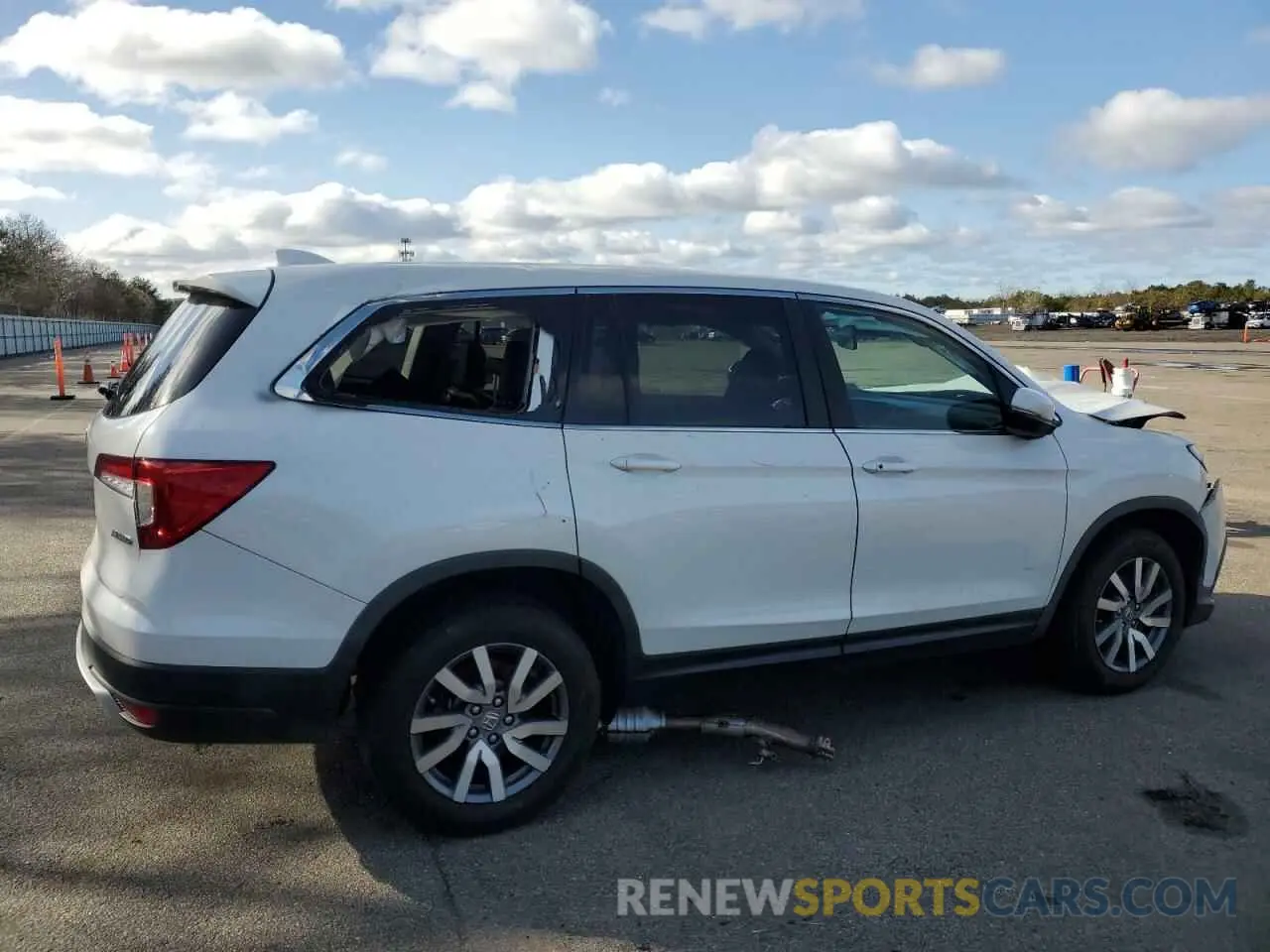3 fotografías del automóvil dañado 5FNYF6H50KB076830 HONDA PILOT 2019