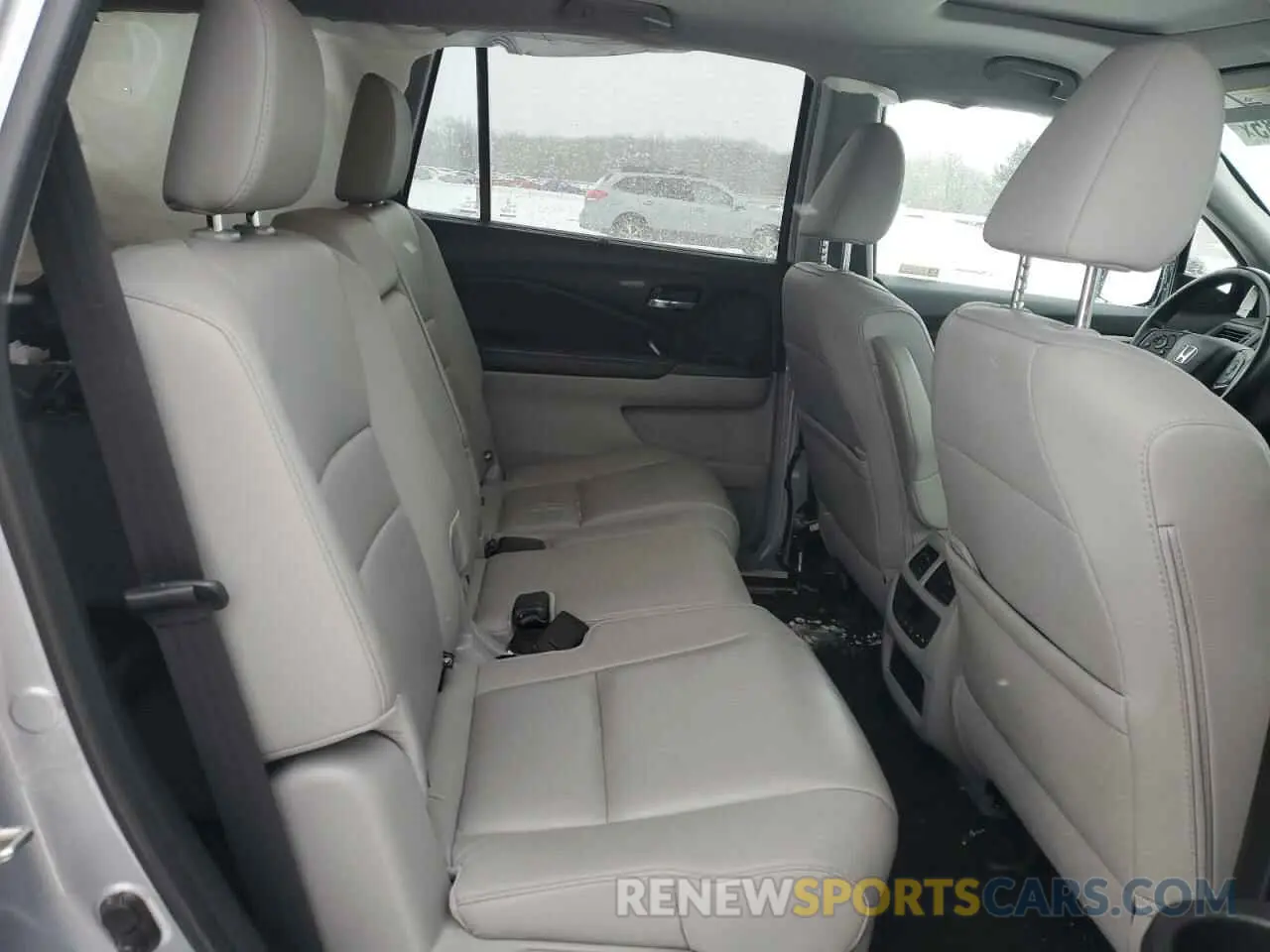 11 fotografías del automóvil dañado 5FNYF6H51KB043447 HONDA PILOT 2019