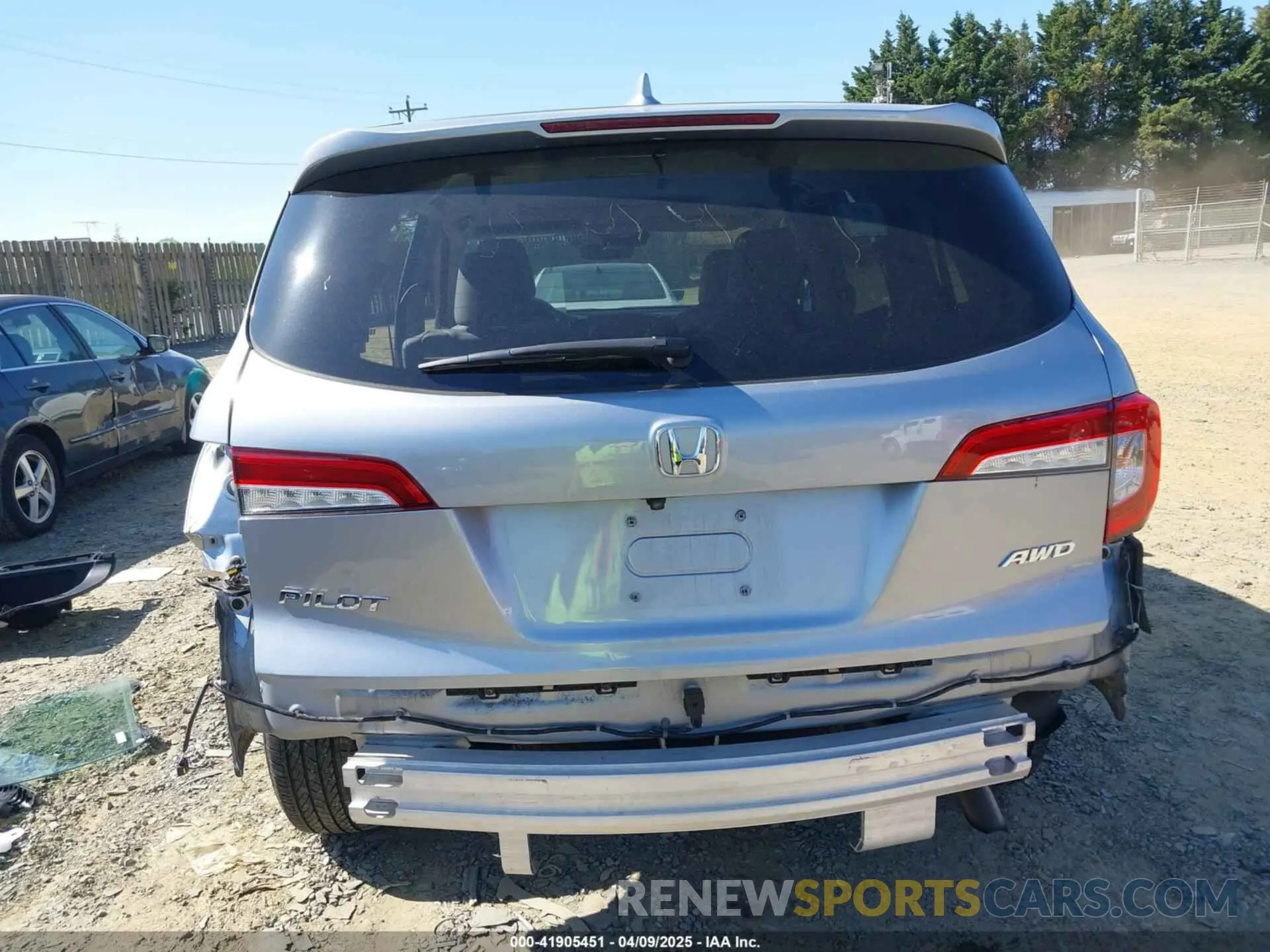 17 fotografías del automóvil dañado 5FNYF6H51KB093099 HONDA PILOT 2019