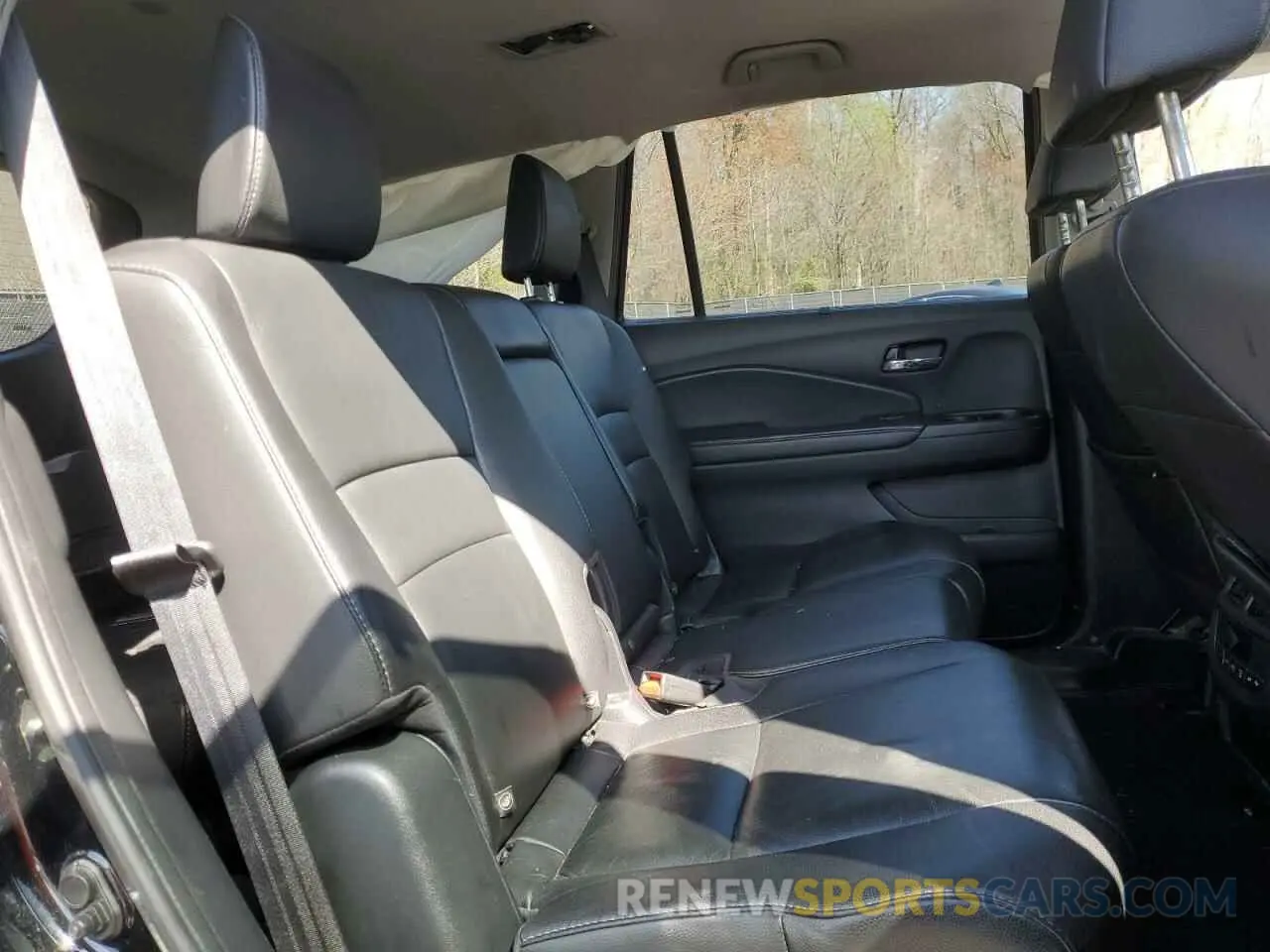 11 fotografías del automóvil dañado 5FNYF6H52KB098151 HONDA PILOT 2019