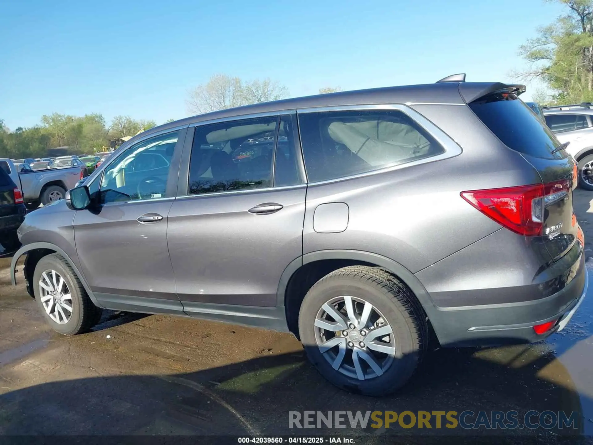 15 fotografías del automóvil dañado 5FNYF6H54KB038176 HONDA PILOT 2019