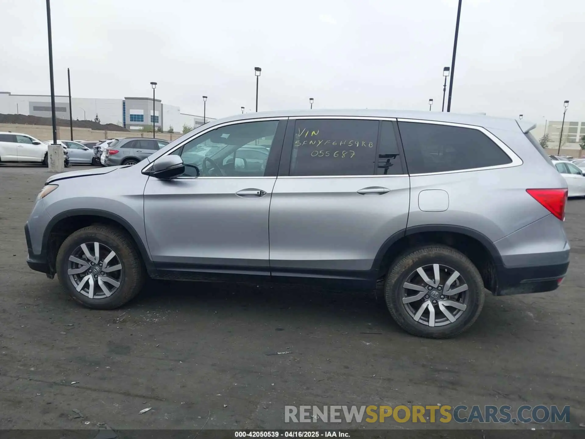 15 fotografías del automóvil dañado 5FNYF6H54KB055687 HONDA PILOT 2019