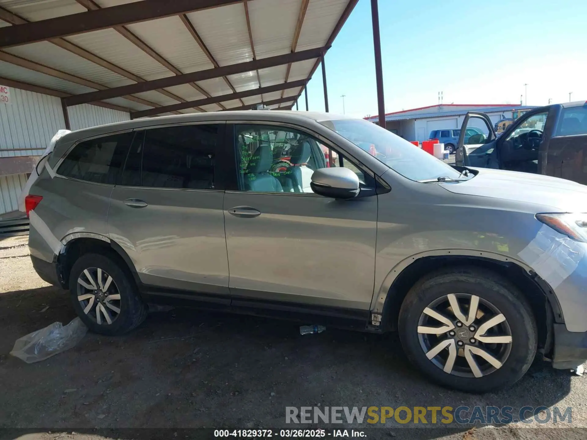 14 fotografías del automóvil dañado 5FNYF6H56KB091932 HONDA PILOT 2019