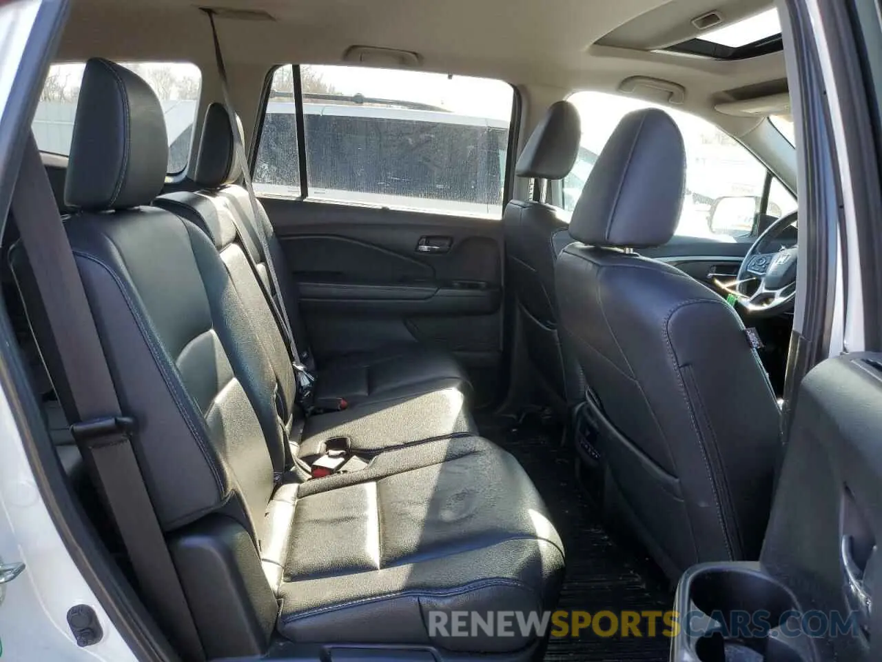 11 fotografías del automóvil dañado 5FNYF6H57KB061032 HONDA PILOT 2019