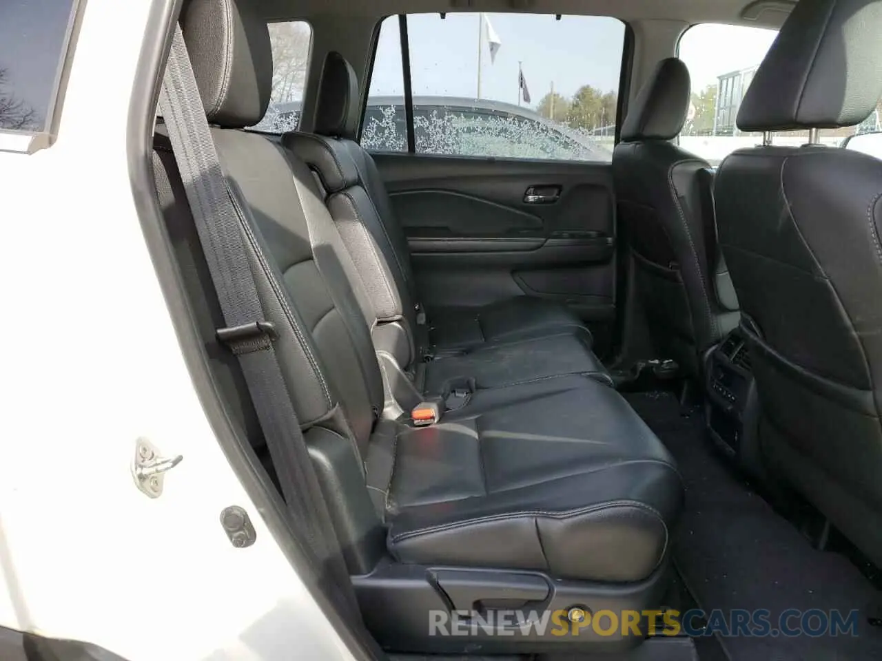 11 fotografías del automóvil dañado 5FNYF6H5XKB084238 HONDA PILOT 2019