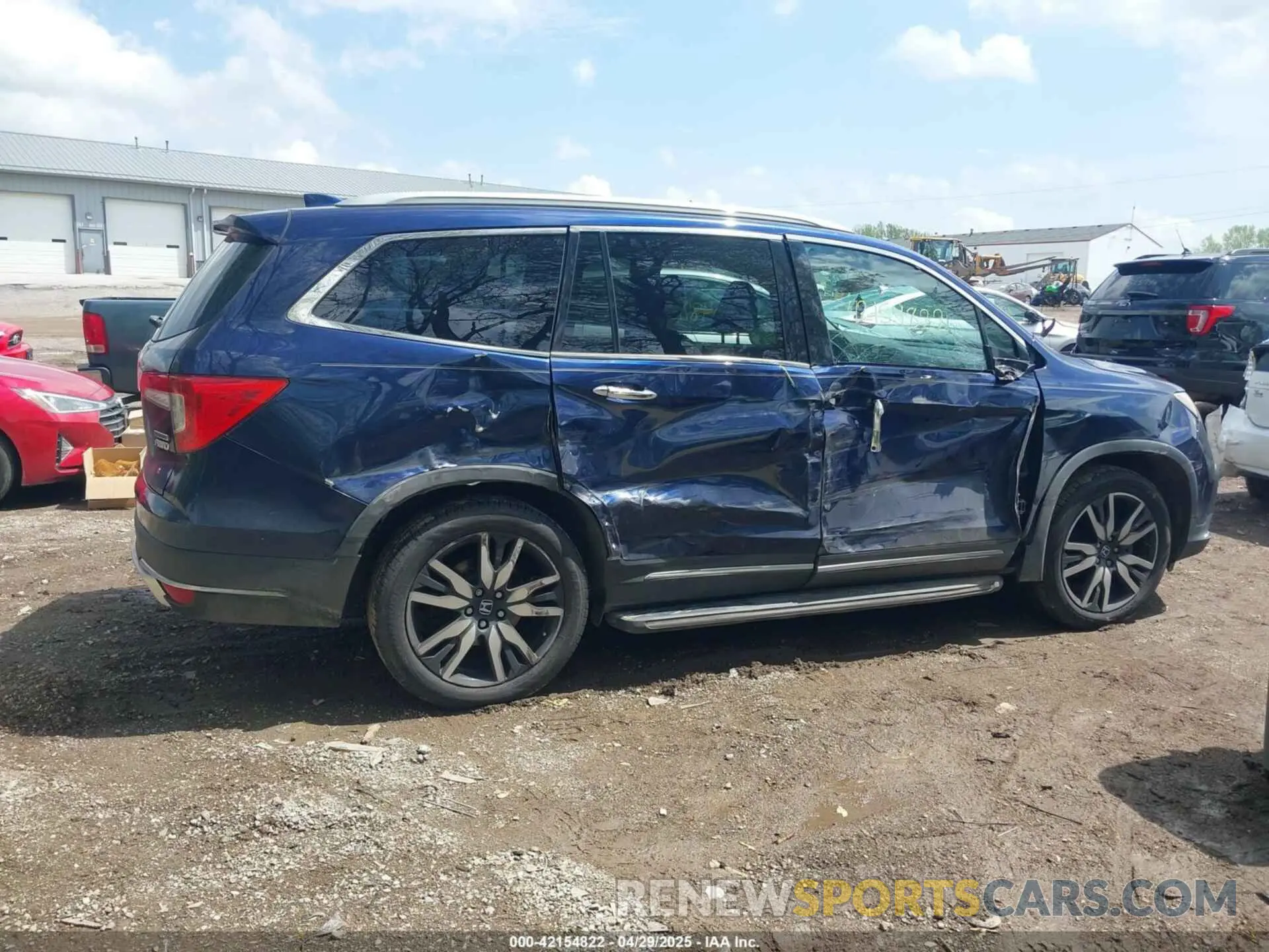 14 fotografías del automóvil dañado 5FNYF6H63KB000365 HONDA PILOT 2019