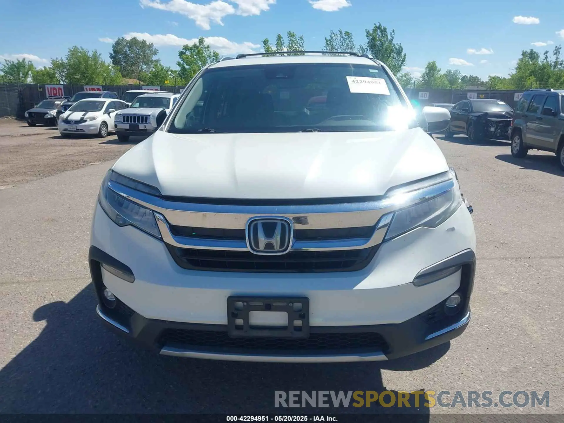 12 fotografías del automóvil dañado 5FNYF6H63KB046486 HONDA PILOT 2019