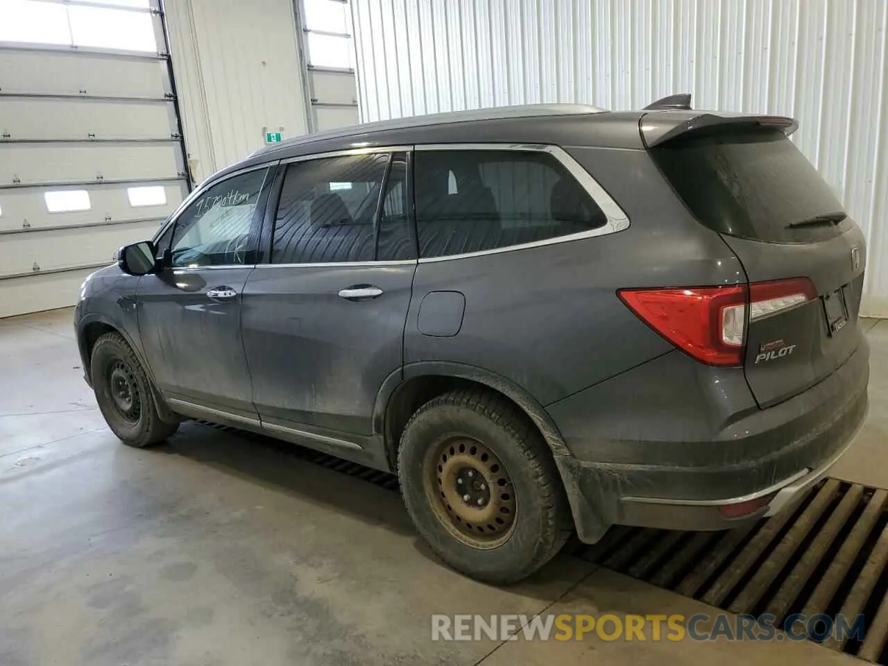 2 fotografías del automóvil dañado 5FNYF6H93KB502528 HONDA PILOT 2019