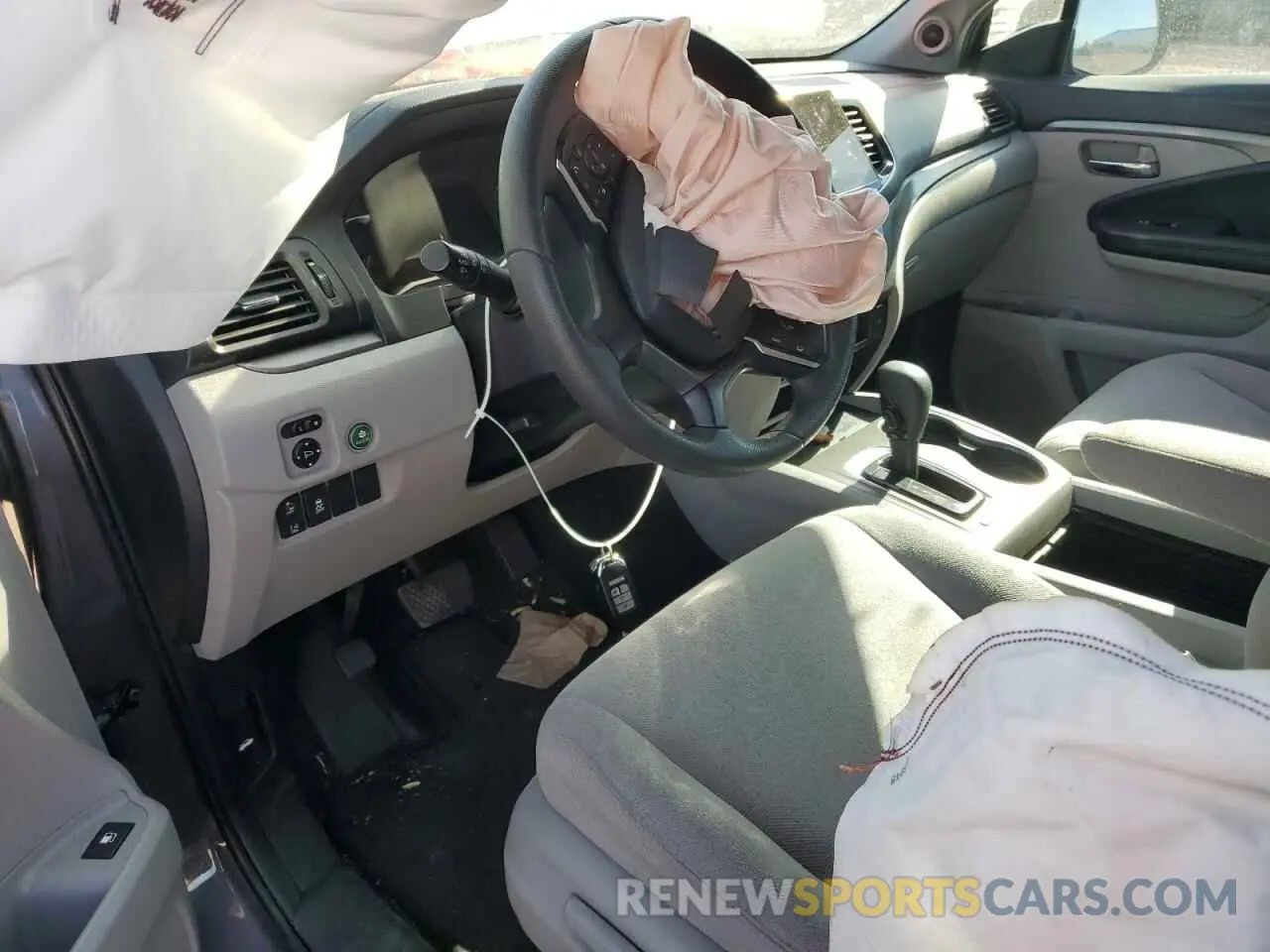 8 fotografías del automóvil dañado 5FNYF5H33LB021119 HONDA PILOT 2020