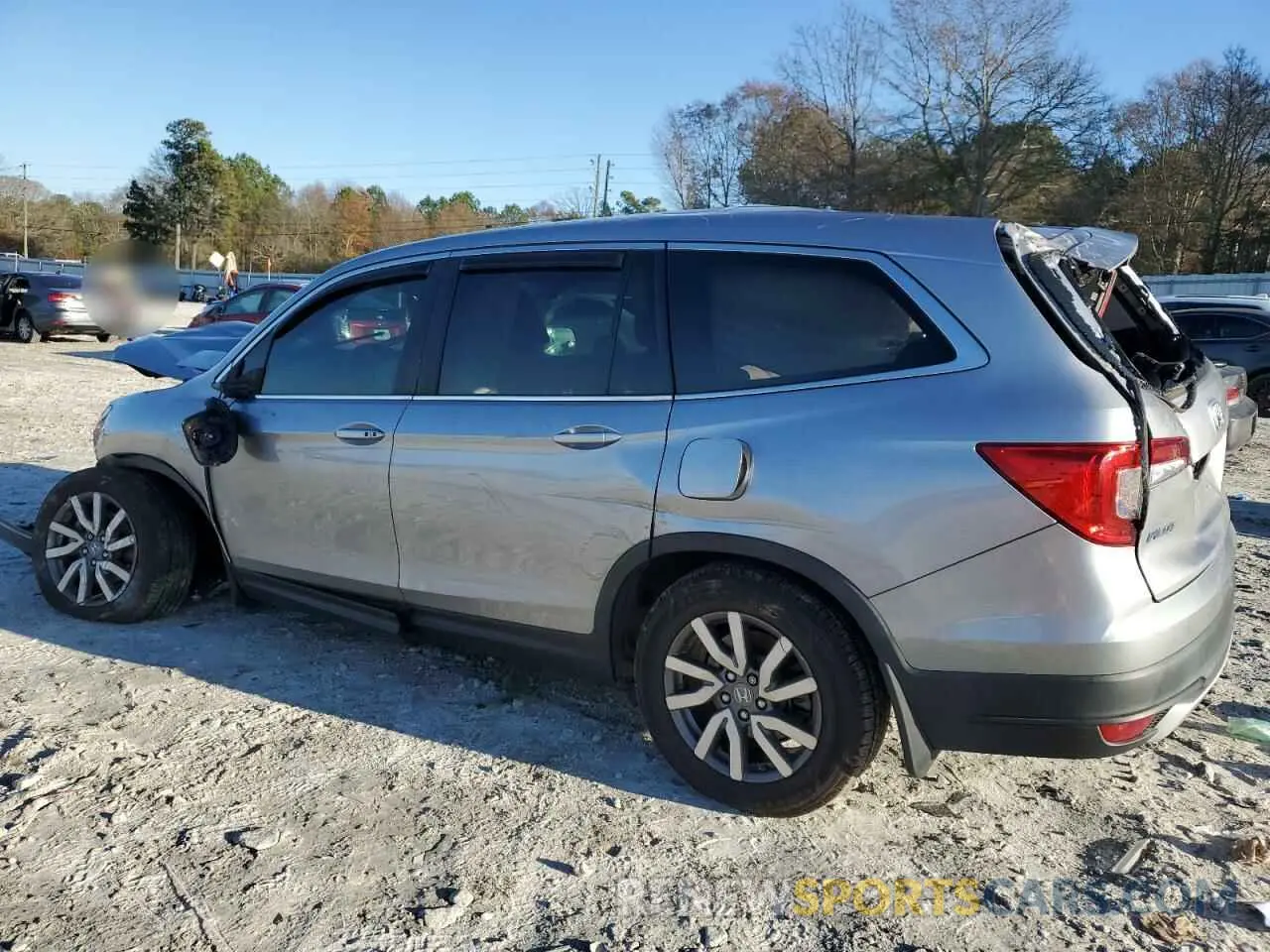 2 fotografías del automóvil dañado 5FNYF5H38LB027059 HONDA PILOT 2020