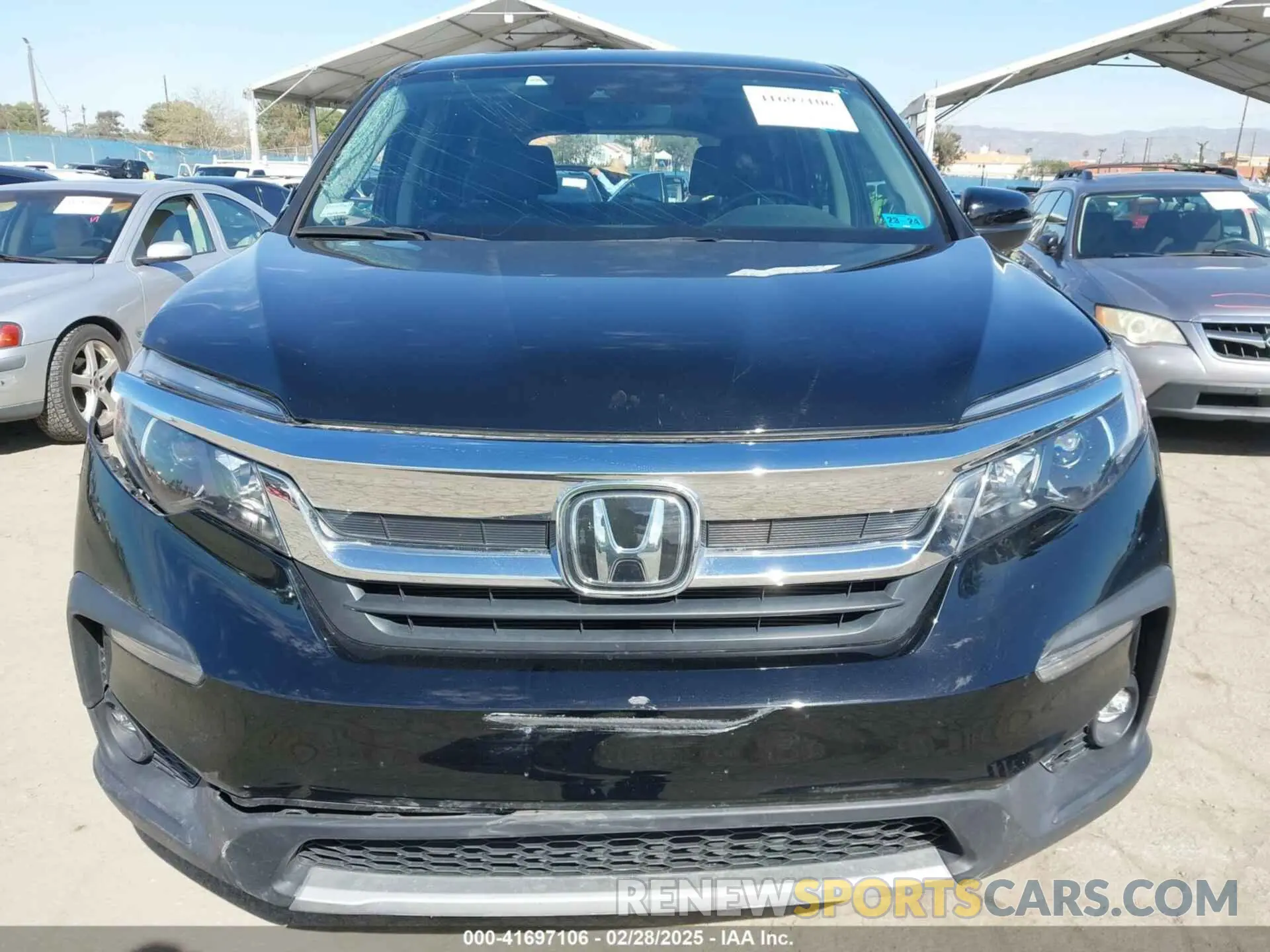 12 fotografías del automóvil dañado 5FNYF5H54LB009448 HONDA PILOT 2020