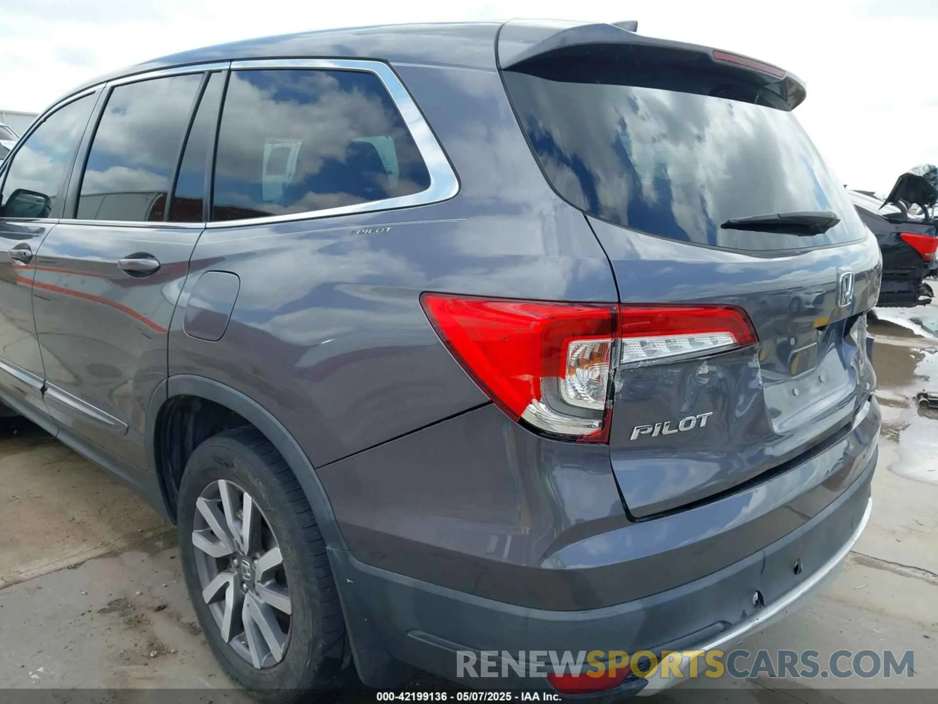 21 fotografías del automóvil dañado 5FNYF5H54LB020224 HONDA PILOT 2020