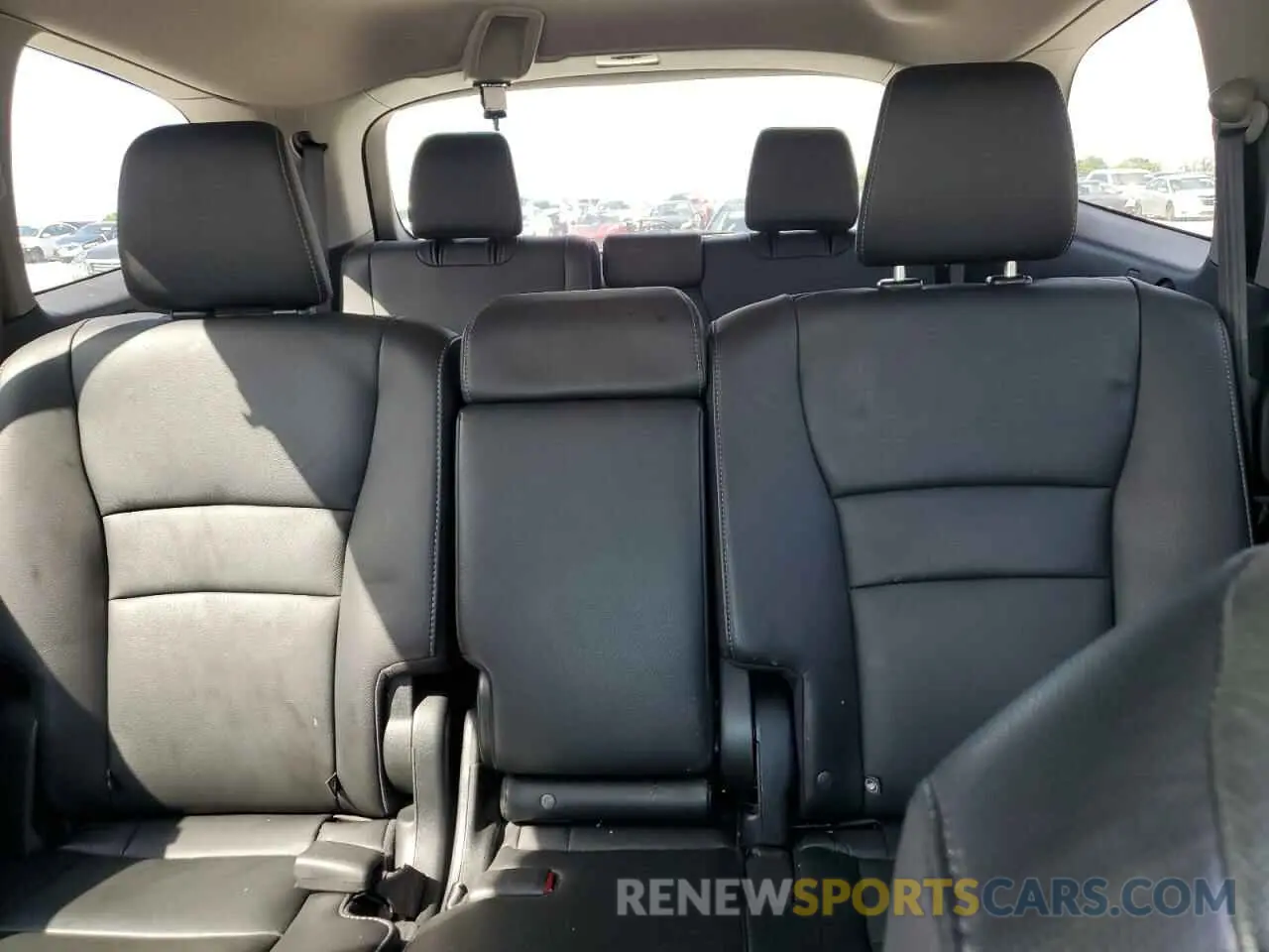 10 fotografías del automóvil dañado 5FNYF5H54LB023978 HONDA PILOT 2020