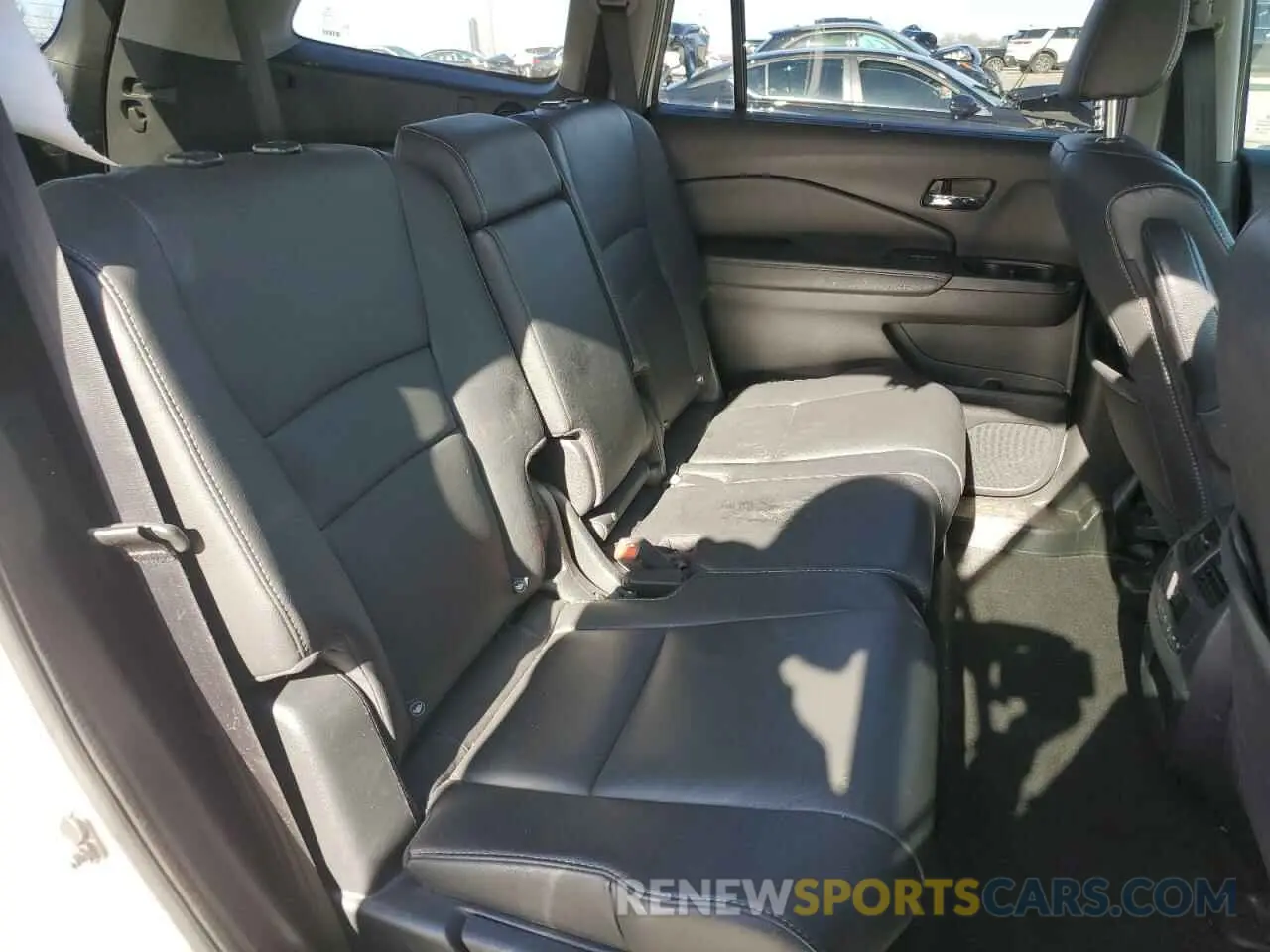 11 fotografías del automóvil dañado 5FNYF5H57LB005393 HONDA PILOT 2020