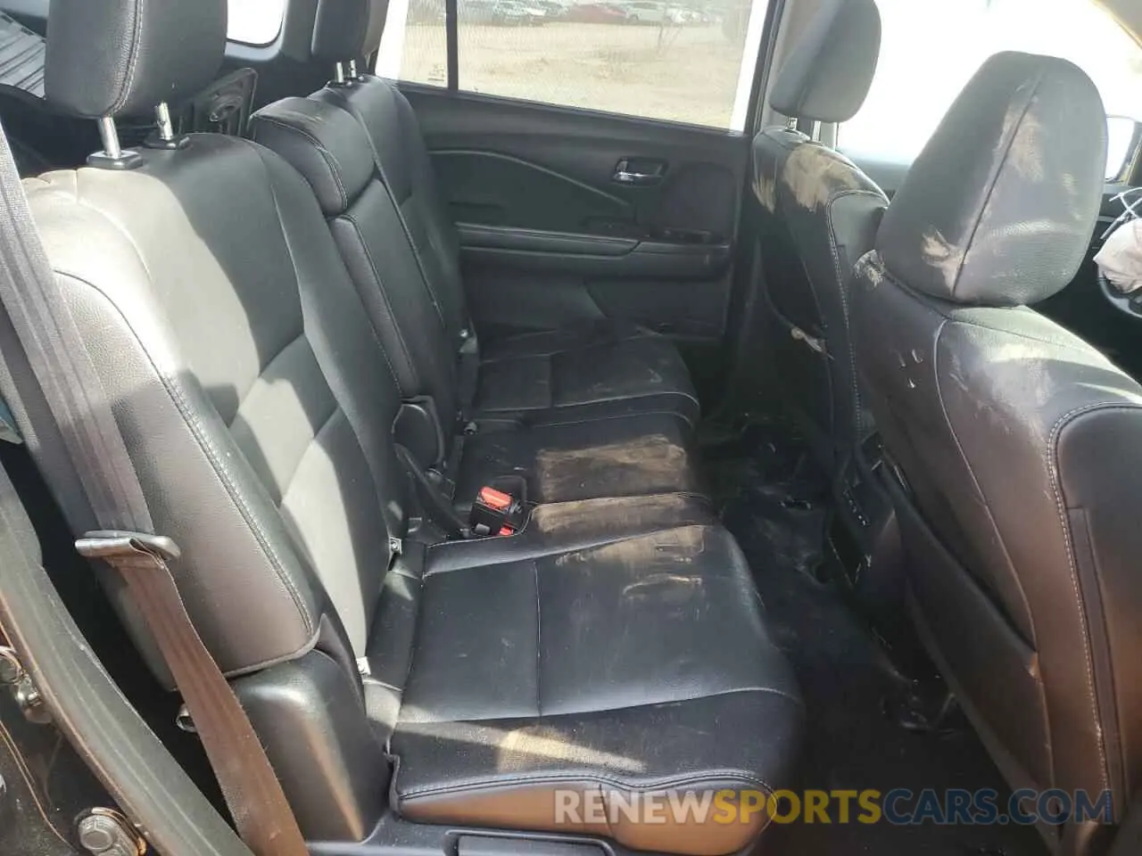 12 fotografías del automóvil dañado 5FNYF5H59LB009624 HONDA PILOT 2020