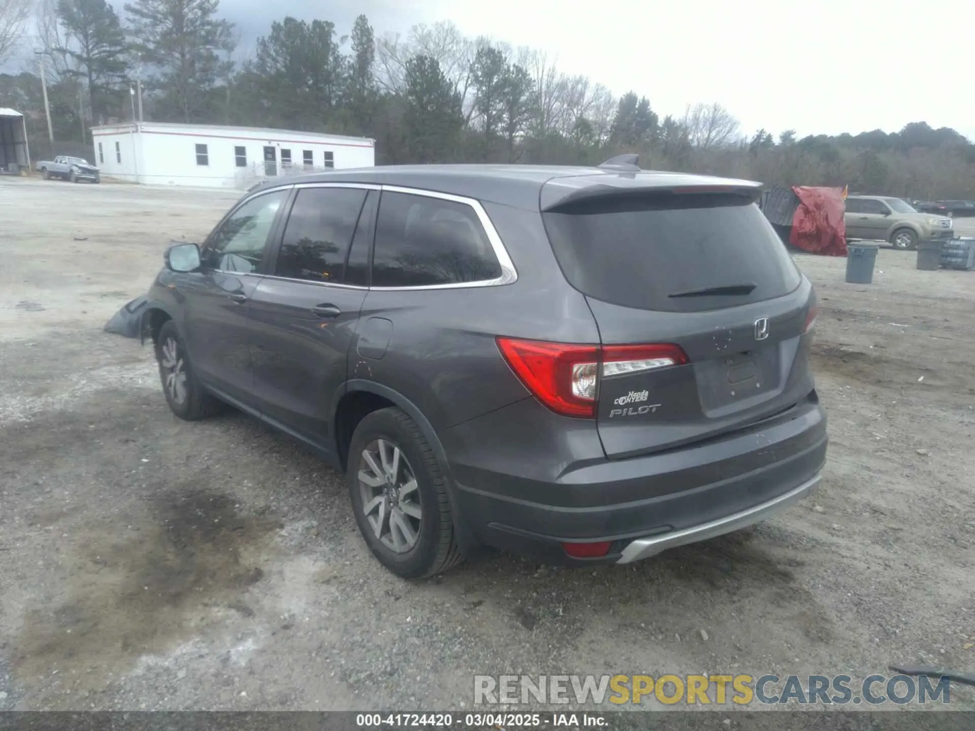 3 fotografías del automóvil dañado 5FNYF5H59LB023572 HONDA PILOT 2020