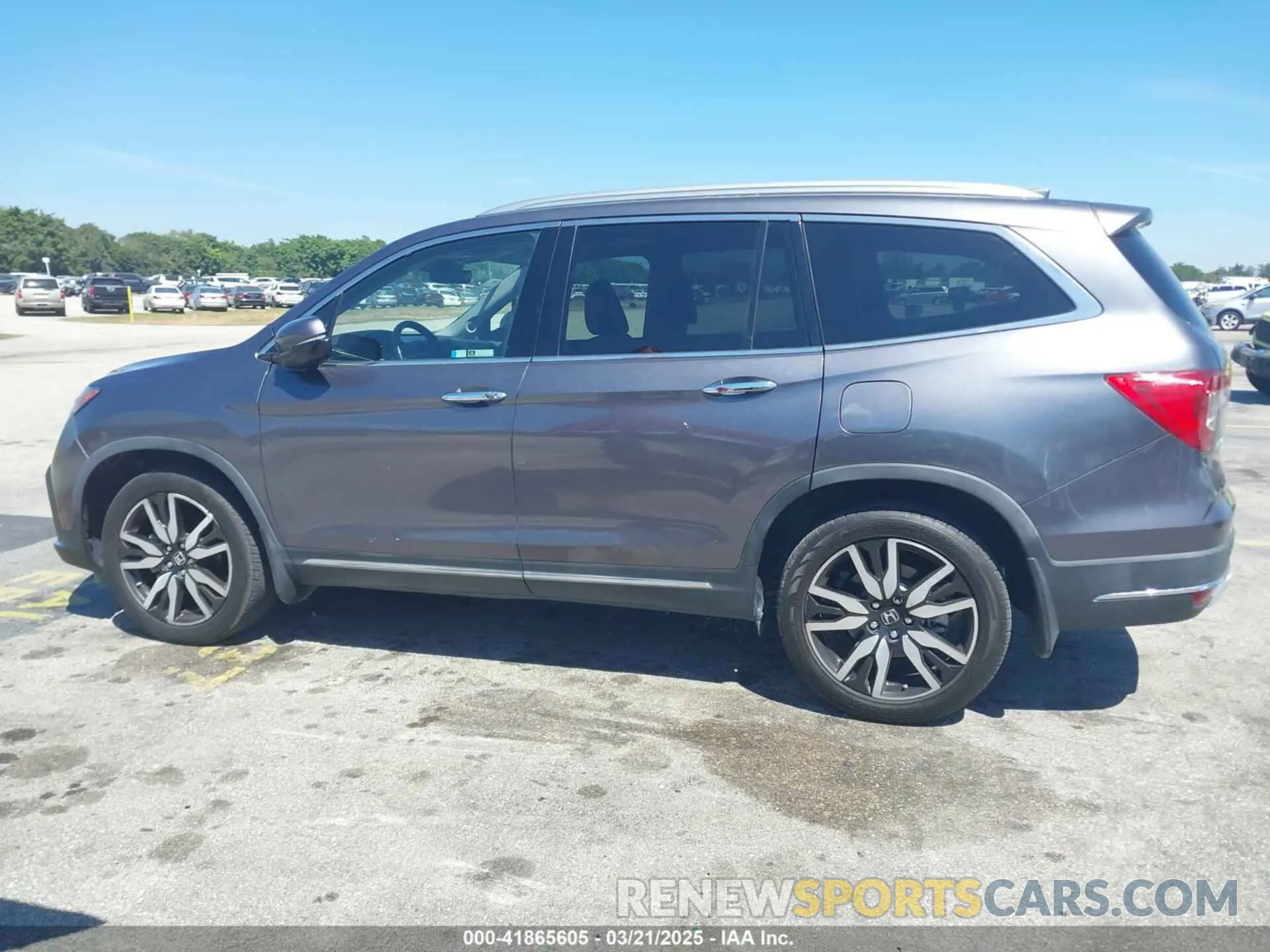 14 fotografías del automóvil dañado 5FNYF5H90LB000801 HONDA PILOT 2020