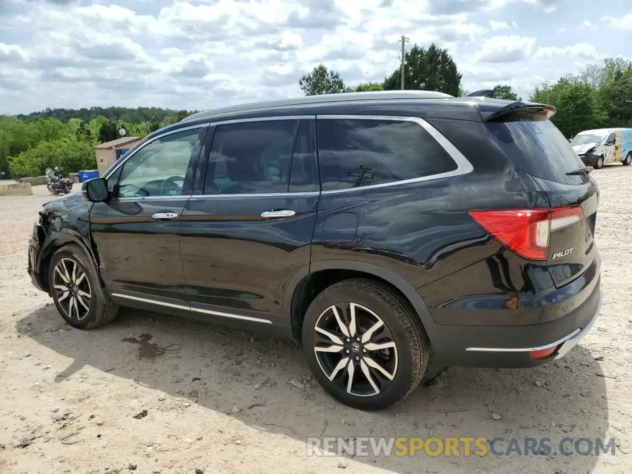 2 fotografías del automóvil dañado 5FNYF5H92LB025277 HONDA PILOT 2020