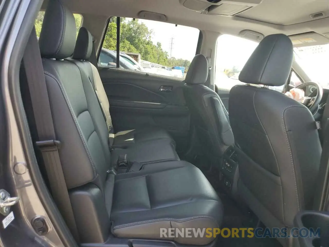 10 fotografías del automóvil dañado 5FNYF5H99LB000568 HONDA PILOT 2020